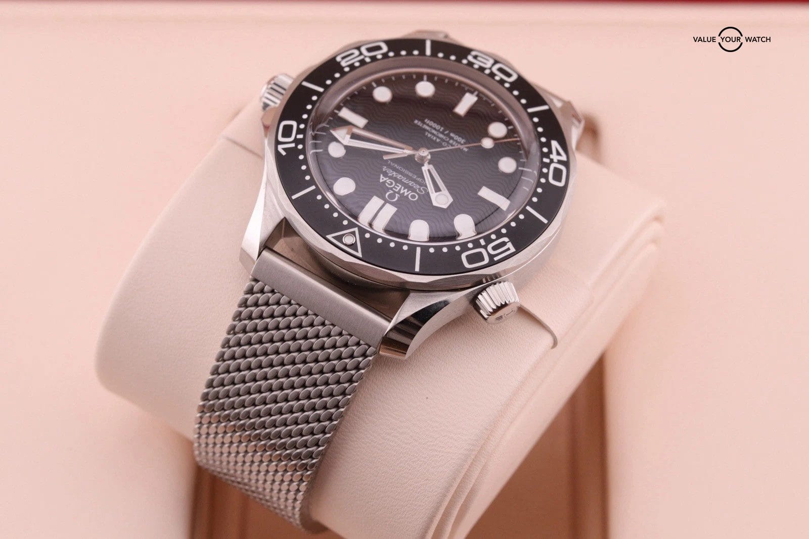 2025 Omega Seamaster Diver 300M Ref. 210.30.42.20.01.010 – 42mm – Complete Set - Image 7