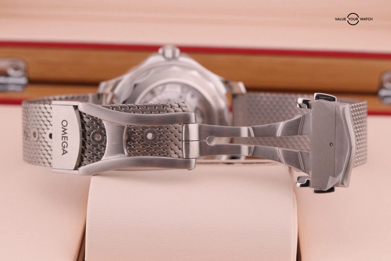 2025 Omega Seamaster Diver 300M Ref. 210.30.42.20.01.010 – 42mm – Complete Set - Image 15