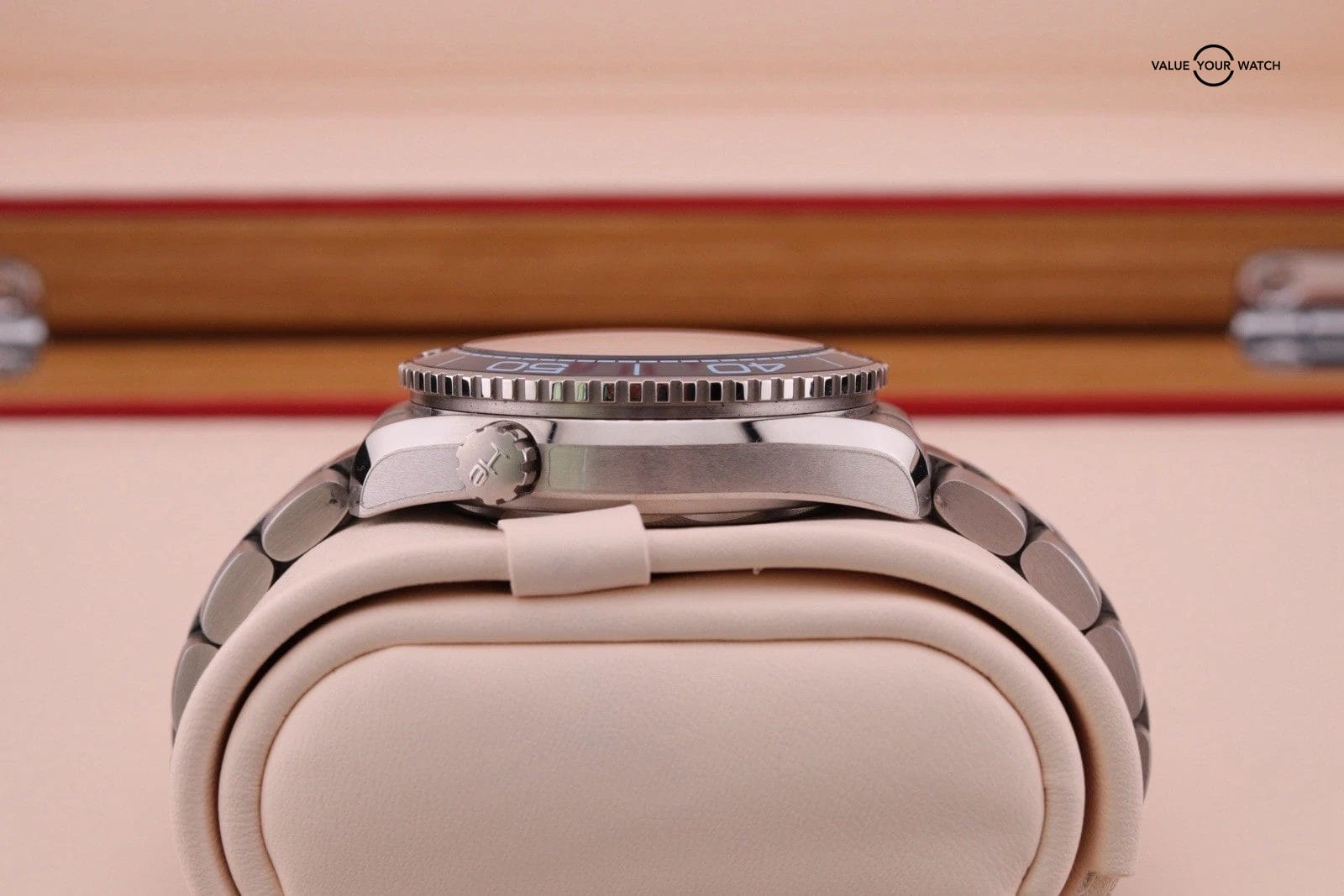 Omega Seamaster Planet Ocean Summer Blue 39.5mm 215.30.40.20.03.002 2024 Set - Image 14