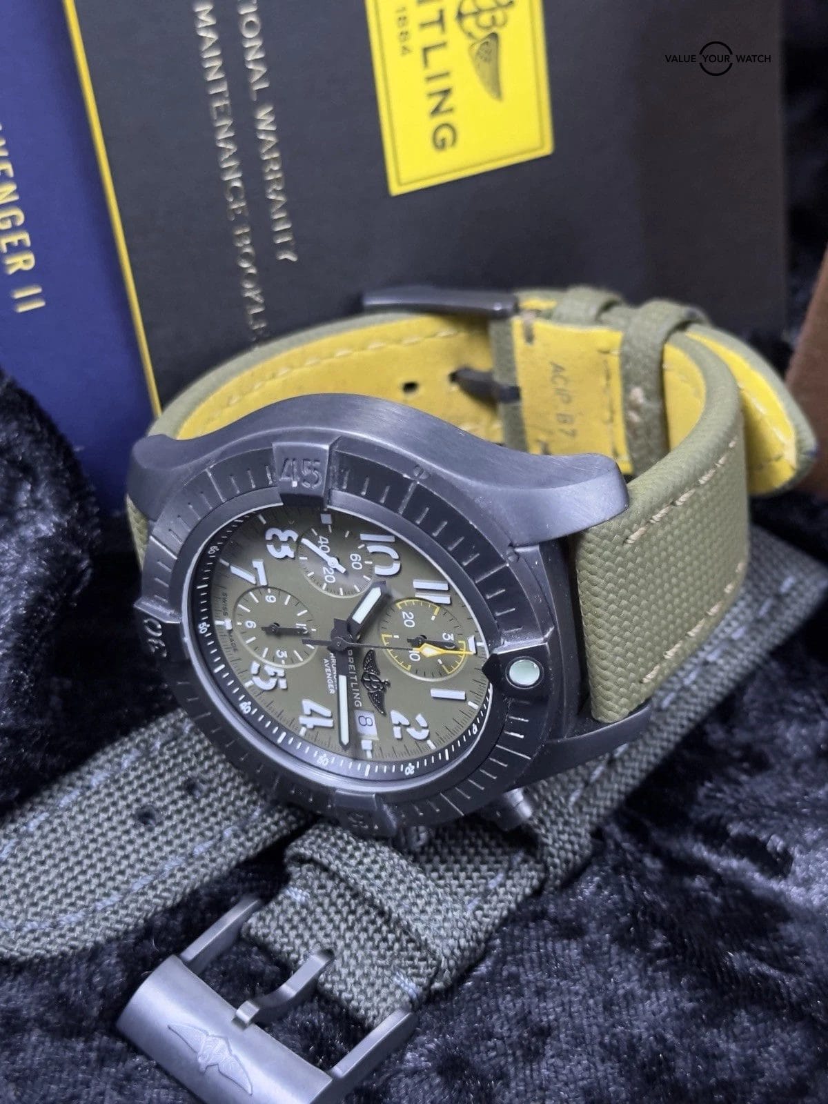 Breitling Avenger Chronograph 45 Night Mission V13317101L1X1 – Complete Set - Image 15