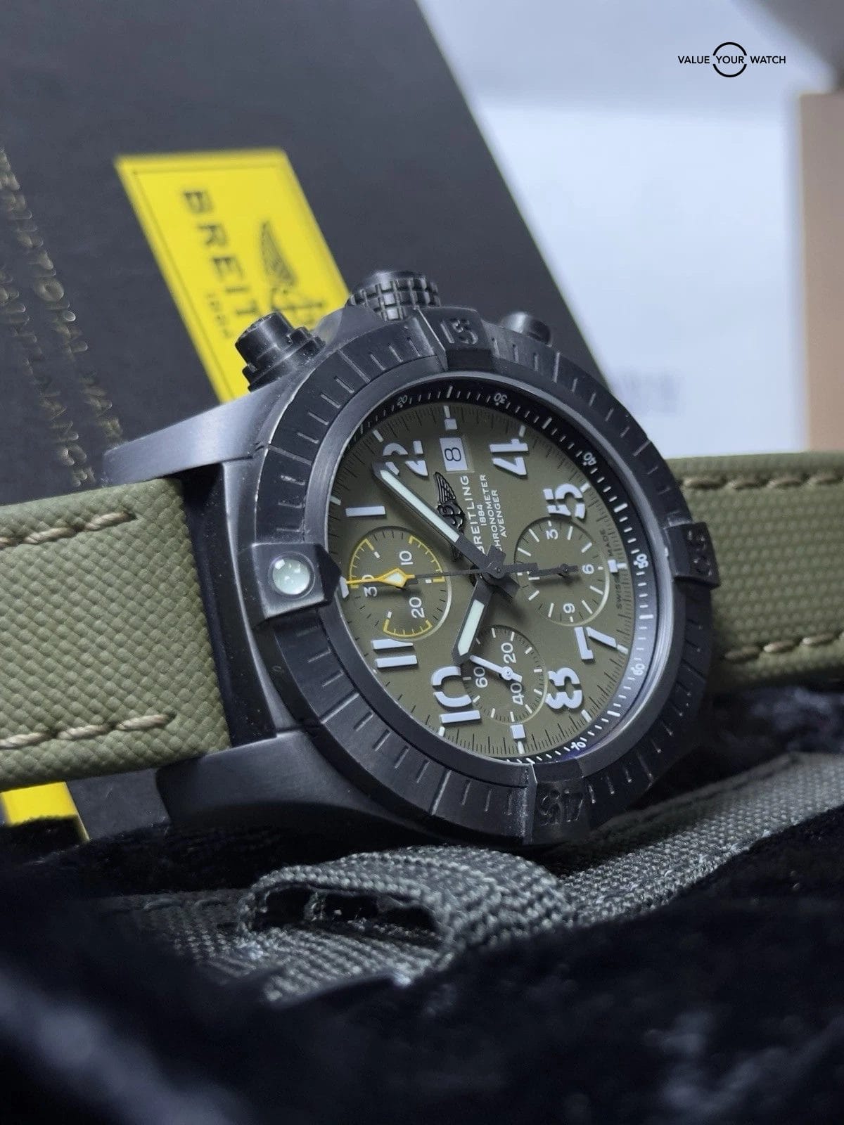 Breitling Avenger Chronograph 45 Night Mission V13317101L1X1 – Complete Set - Image 10