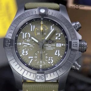 Breitling Avenger Chronograph 45 Night Mission V13317101L1X1 – Complete Set