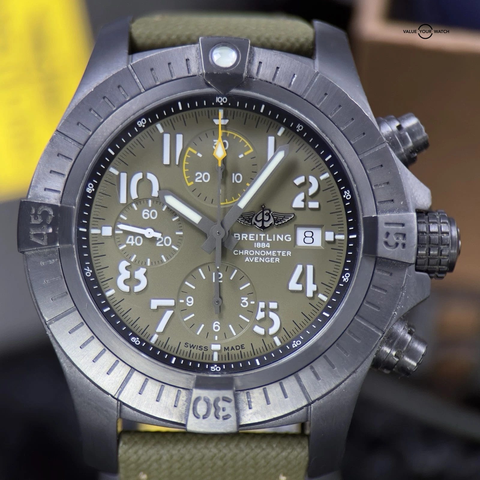 Breitling Avenger Chronograph 45 Night Mission V13317101L1X1 – Complete Set