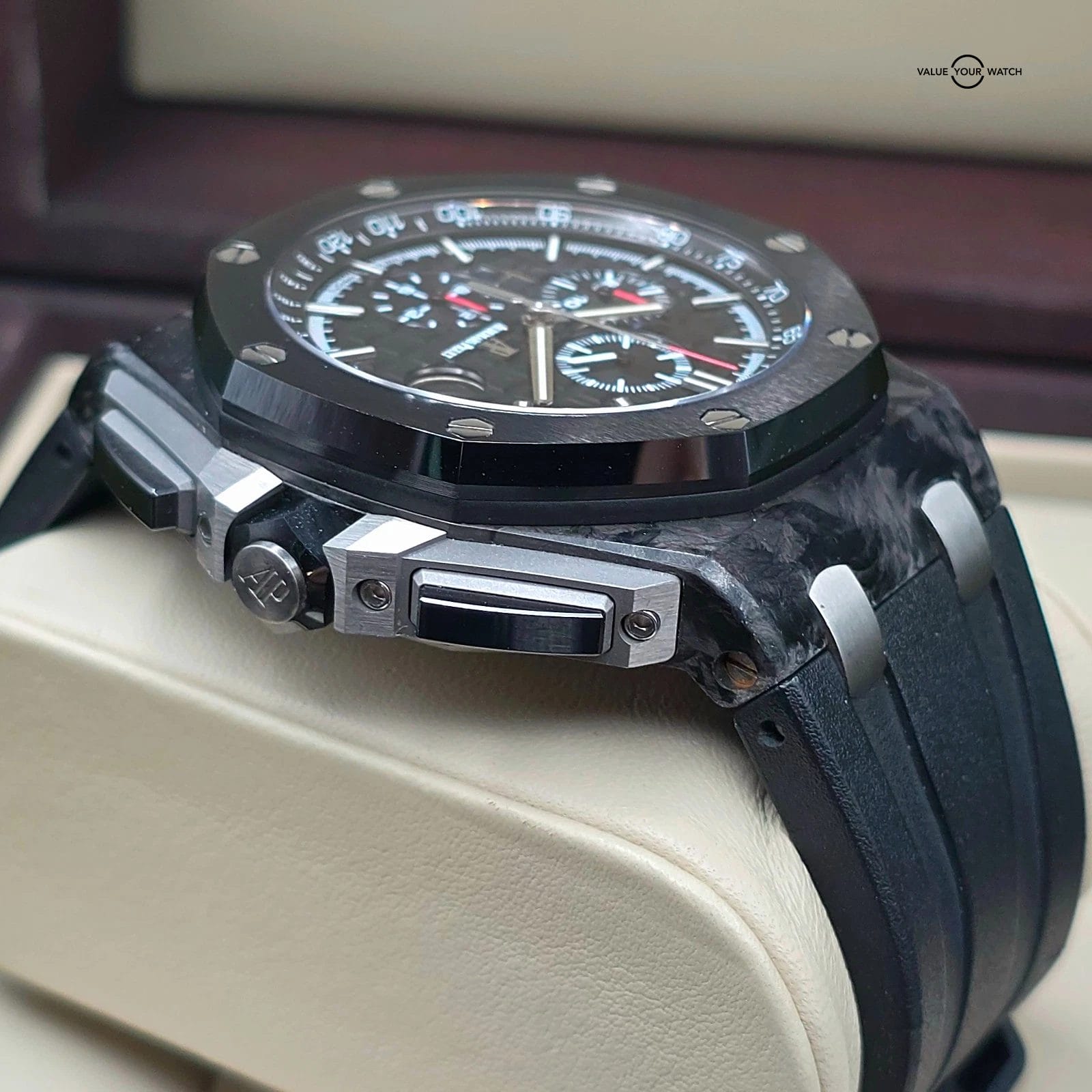 Audemars Piguet Royal Oak Offshore Carbon Case, 44mm ceramic bezel full Set! - Image 7