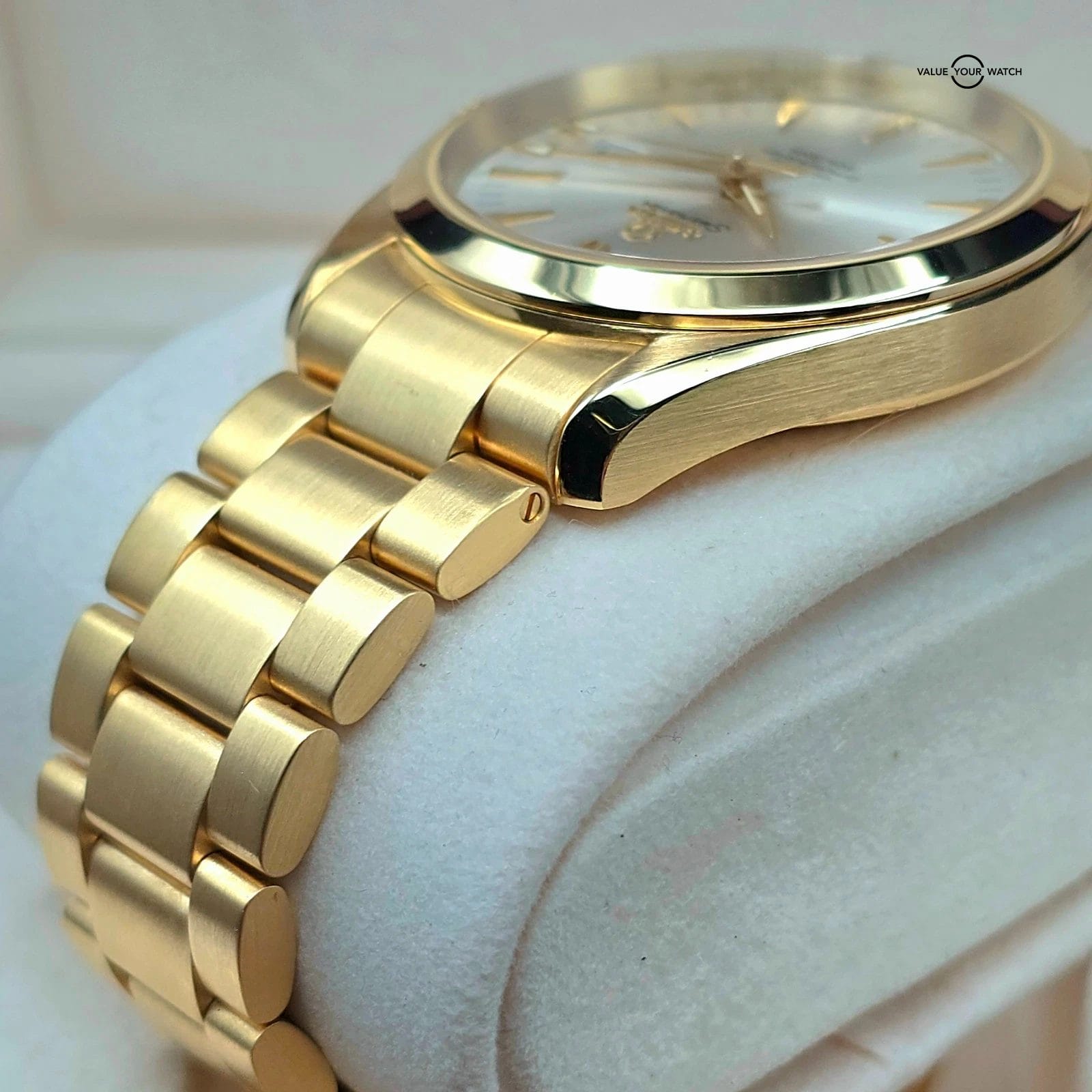 Omega Seamaster Aqua Terra in Solid 18k yellow gold, 39mm Full set and serviced! - Image 6