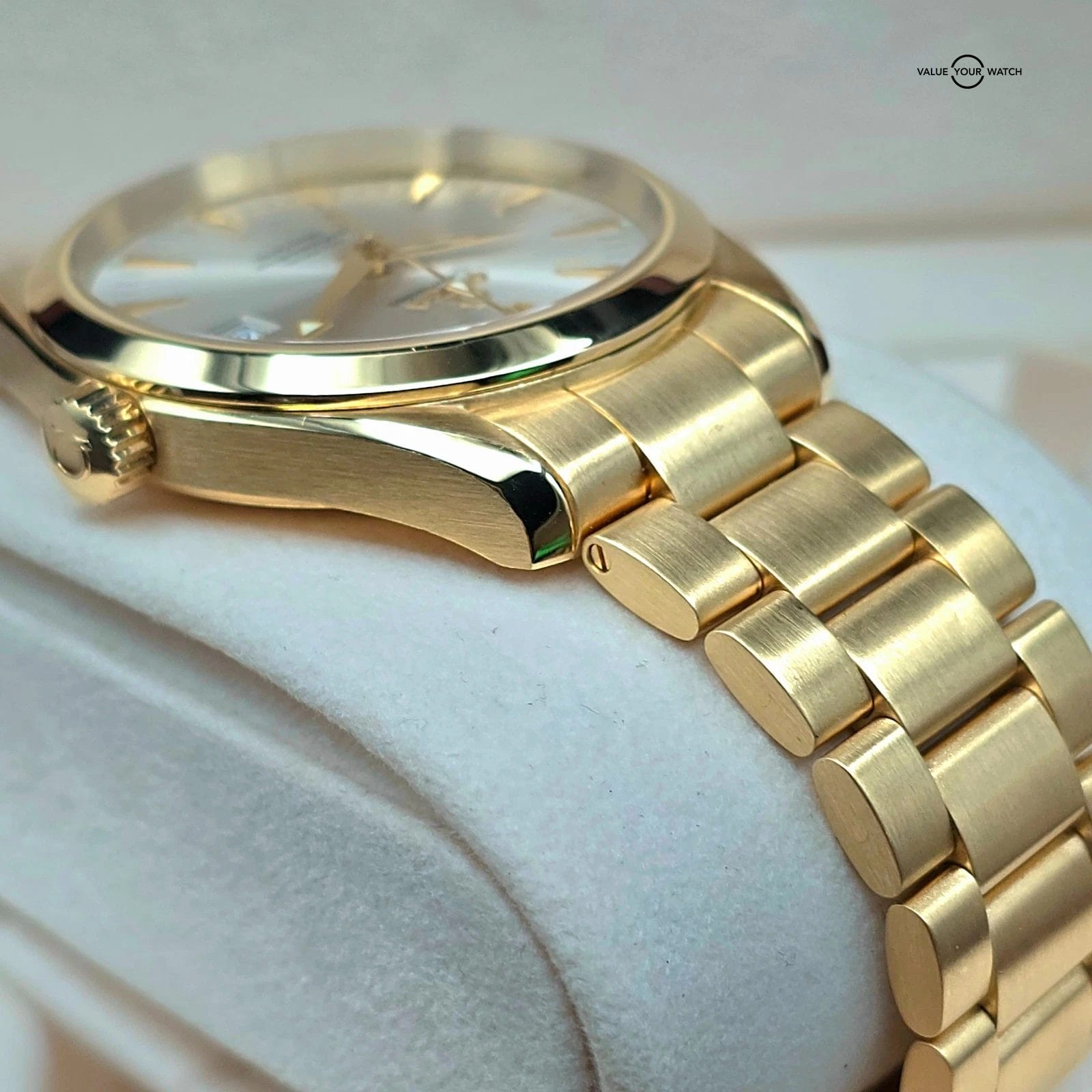 Omega Seamaster Aqua Terra in Solid 18k yellow gold, 39mm Full set and serviced! - Image 7