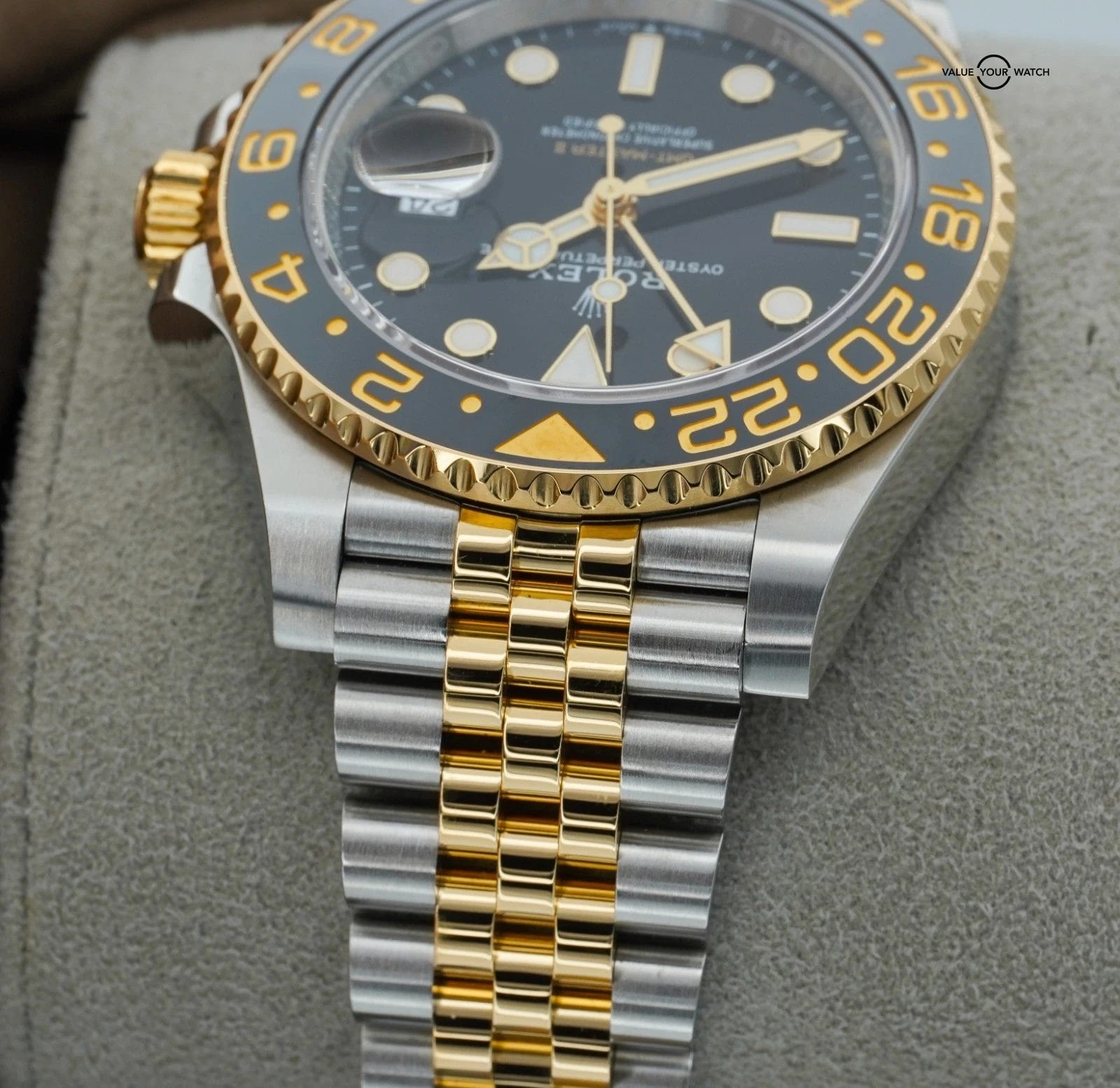 Rolex GMT Master II 126713GRNR 18K Yellow Gold Stainless Steel BOXES/PAPERS! - Image 18
