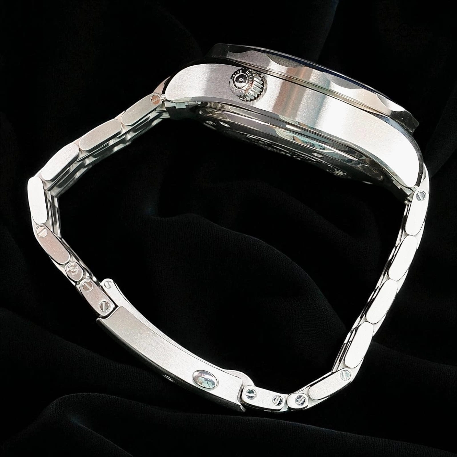 OMEGA 212.30.44.50.03.001 Seamaster Pro Chrono Automatic Wrist Flex Timepieces dot Com - Image 13