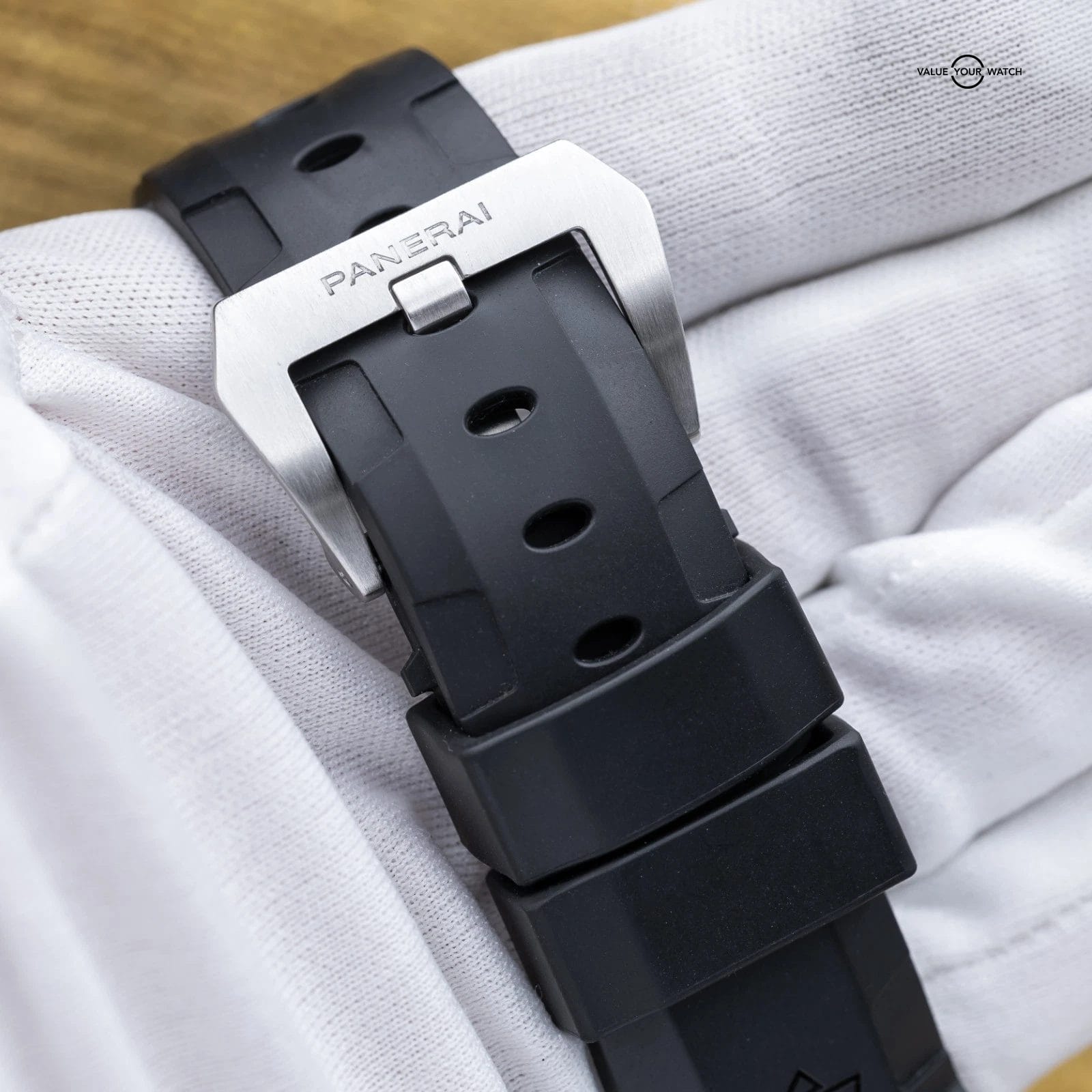 2023 Panerai Submersible Bianco White Dial Automatic Rubber 42 Pam02223 Full Set - Image 9