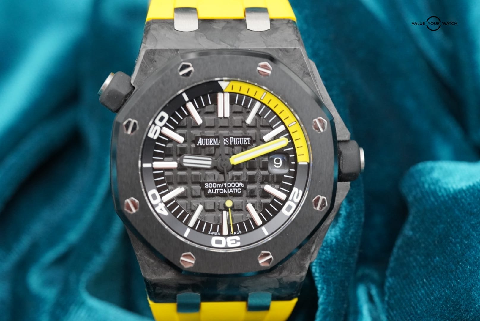 Audemars Piguet Royal Oak Offshore Carbon Diver 15706 au | Value