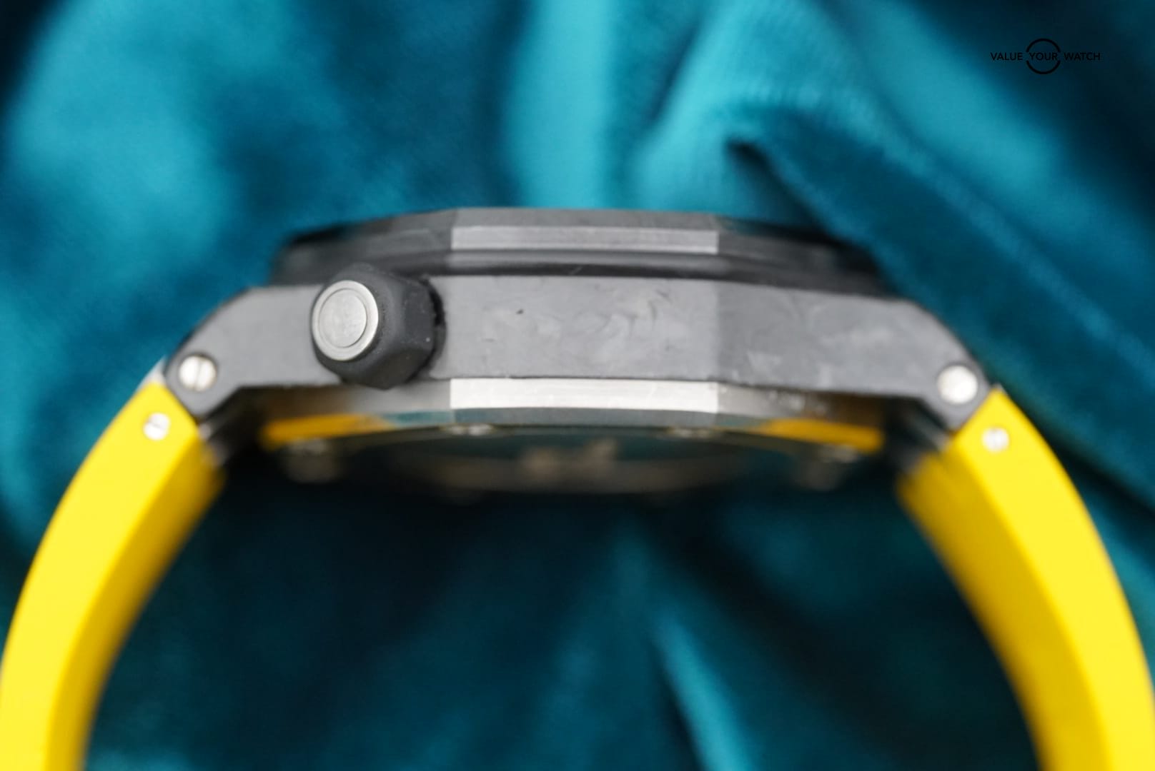 Audemars Piguet Royal Oak Offshore Carbon Diver 15706 au - Image 6