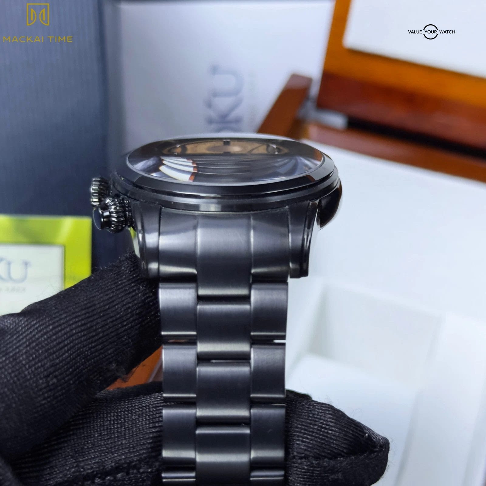 Na Hoku Black Chronograph Rare Hawaiian Koa Wood Dial Complete Set - Steel Watch - Image 4