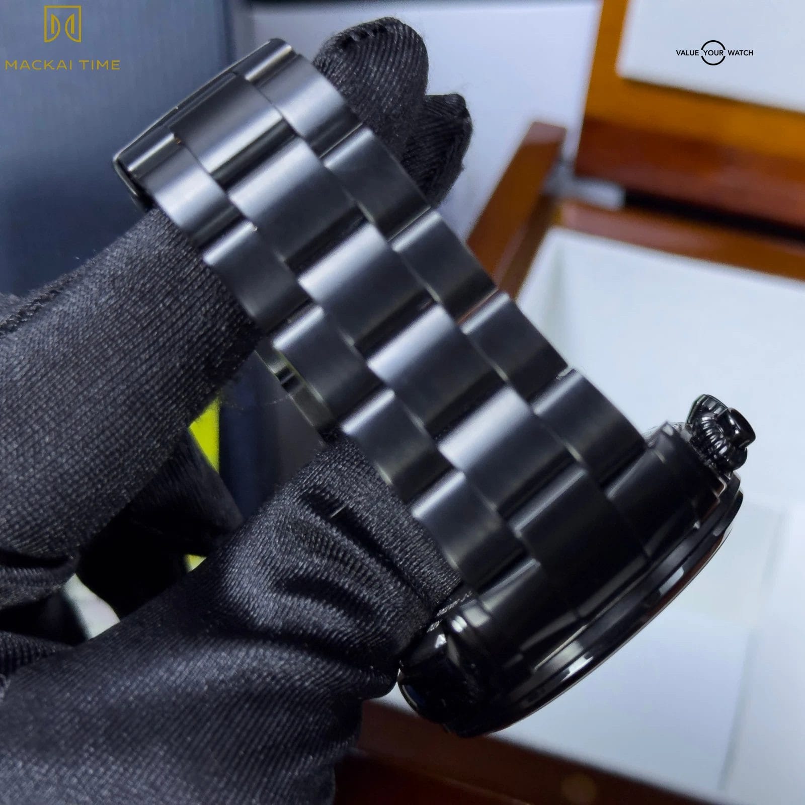 Na Hoku Black Chronograph Rare Hawaiian Koa Wood Dial Complete Set - Steel Watch - Image 6