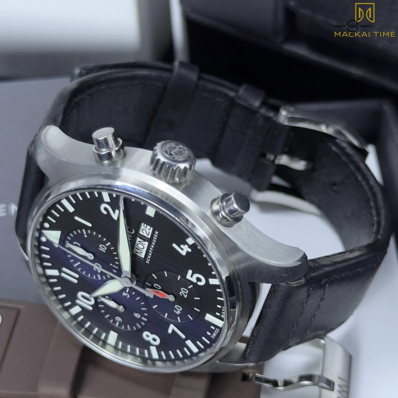 IWC Pilot's Chronograph Day/ Date 2022 Full Set IW378001 Extra Strap Black Watch - Image 8