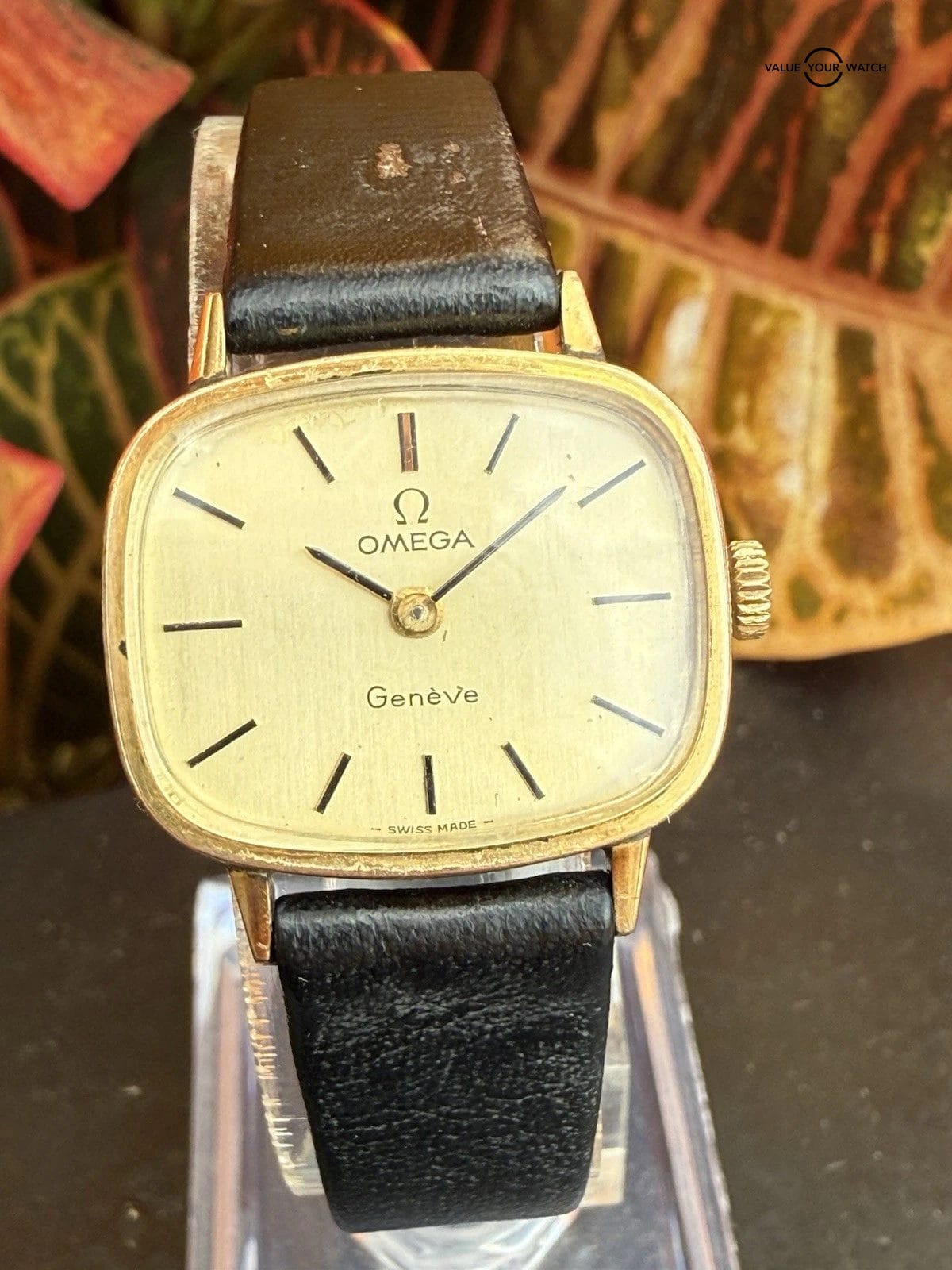 Vintage Omega Geneve Cal.625 24mm TV Rectangle Manual Wind Lady’s Watch Runs