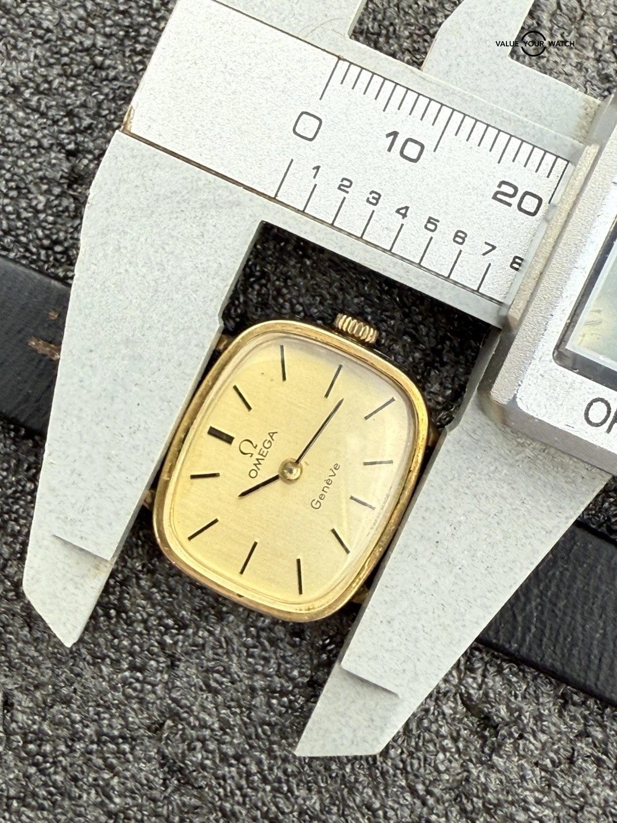 Vintage Omega Geneve Cal.625 24mm TV Rectangle Manual Wind Lady’s Watch Runs - Image 6