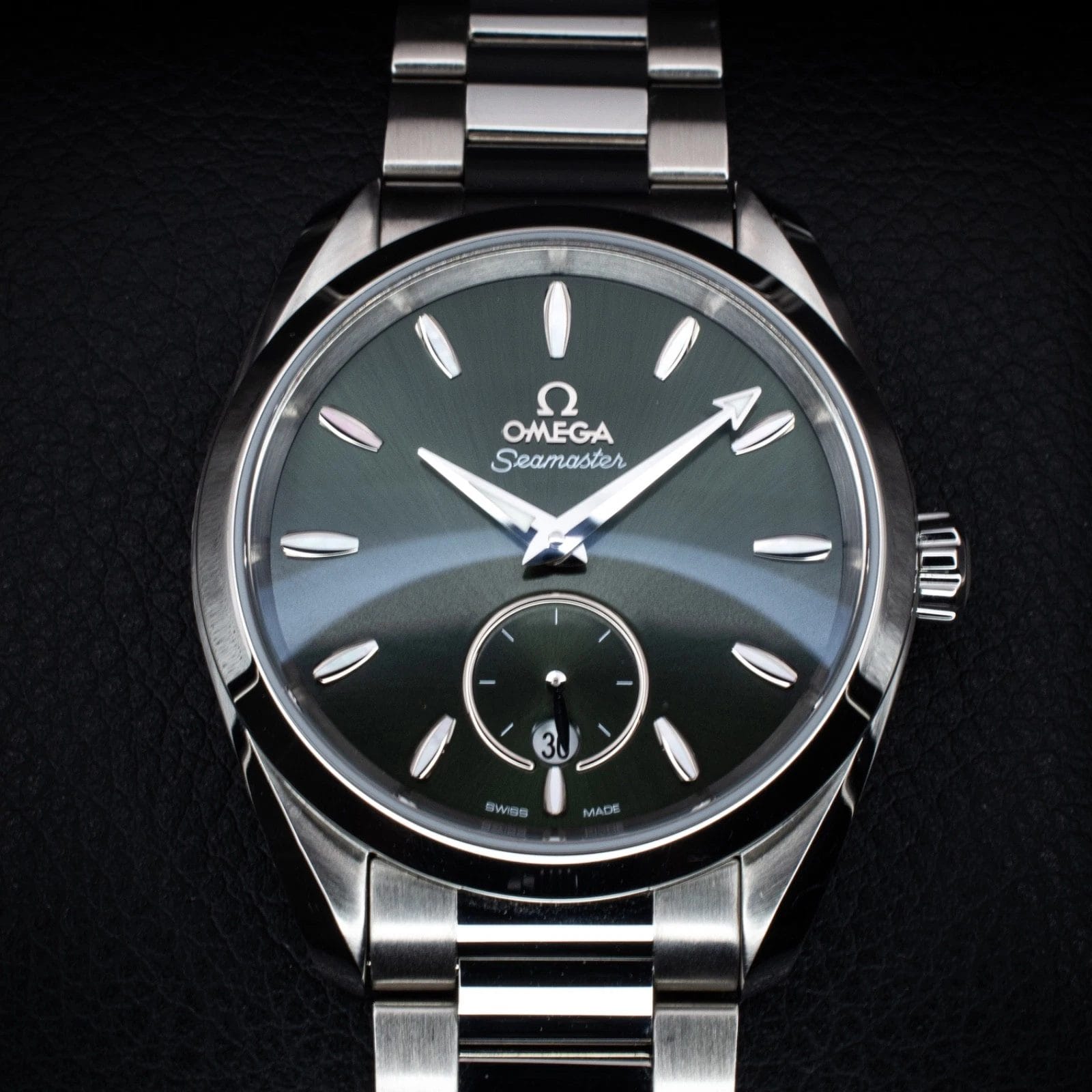 Omega Seamaster Aqua Terra 38mm Green Dial, Ref. 220.10.38.20.10.001 w/ B&P