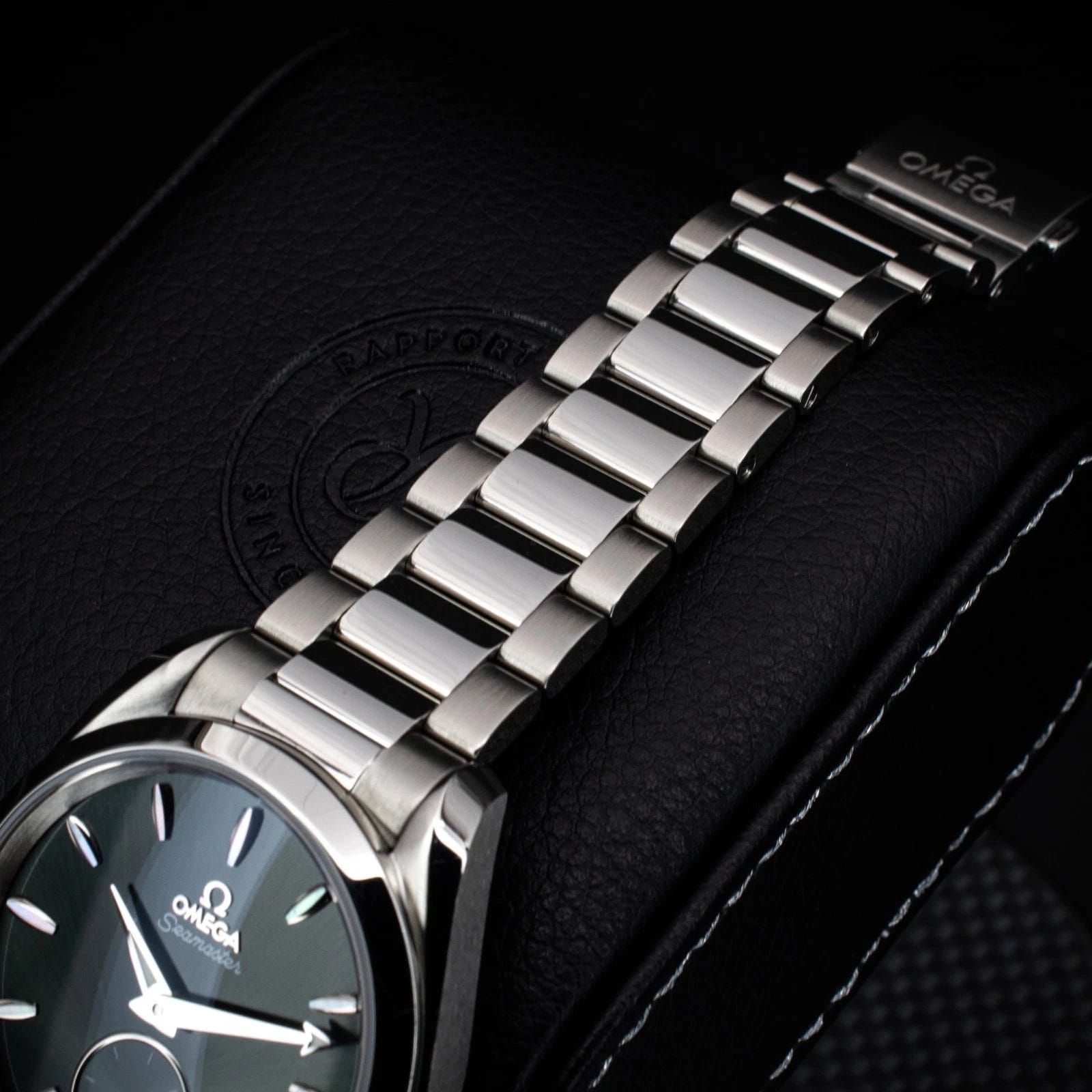 Omega Seamaster Aqua Terra 38mm Green Dial, Ref. 220.10.38.20.10.001 w/ B&P - Image 9