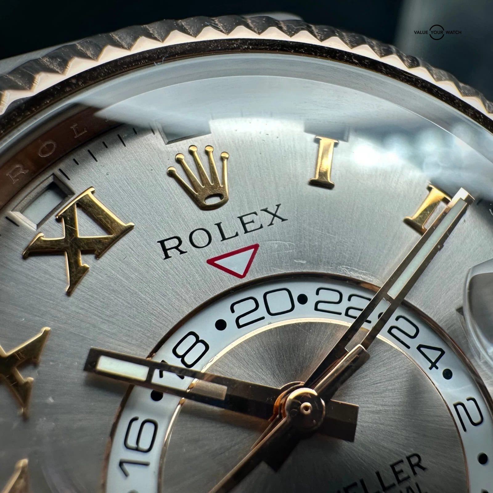 Rolex Sky-Dweller Rose Gold 326135 18K Rose Gold Sundust 42mm - Image 3