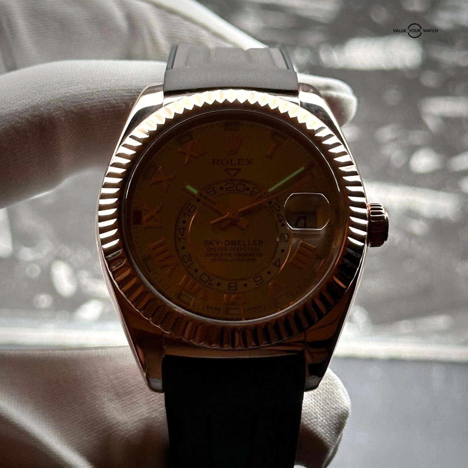 Rolex Sky-Dweller Rose Gold 326135 18K Rose Gold Sundust 42mm - Image 9