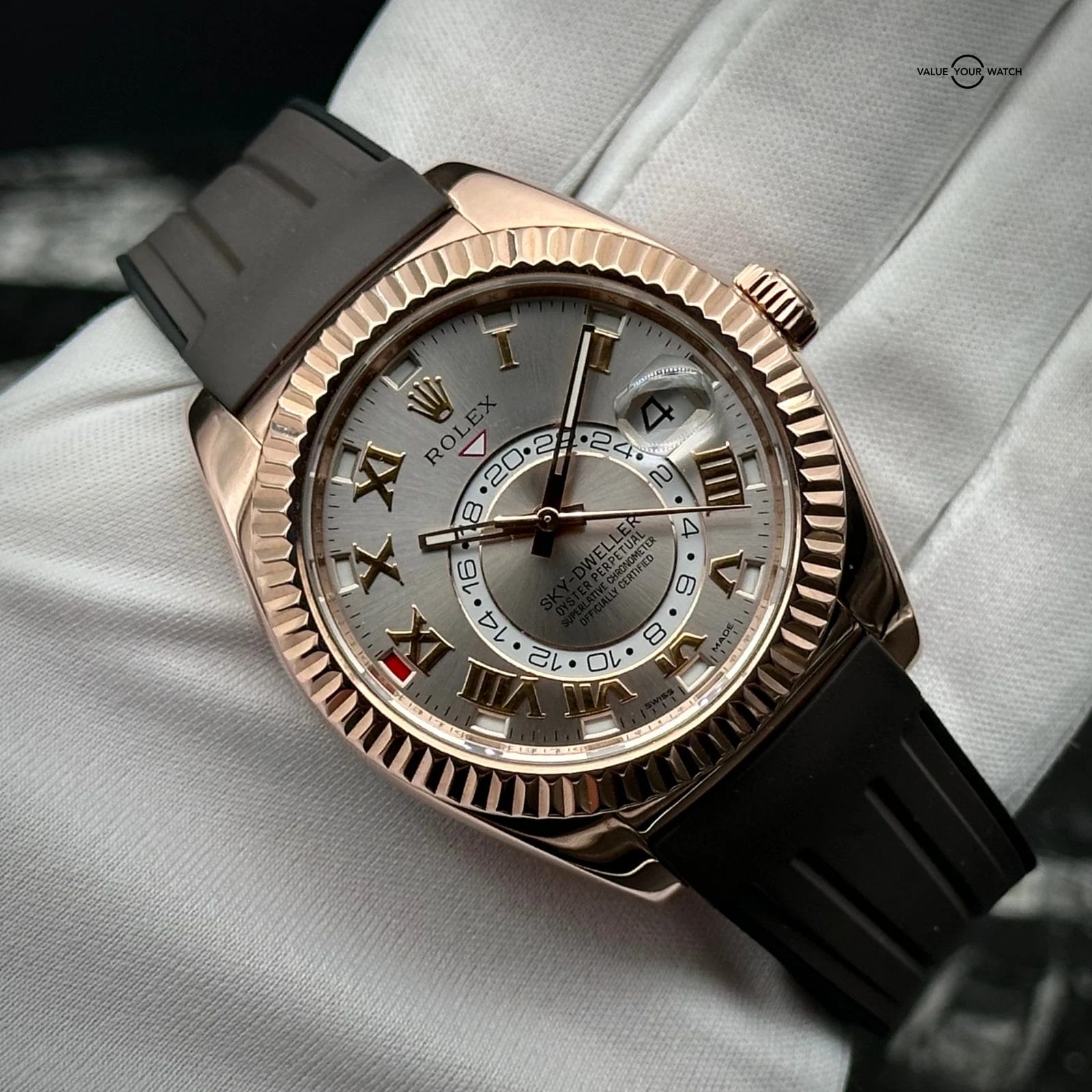 Rolex Sky-Dweller Rose Gold 326135 18K Rose Gold Sundust 42mm - Image 17