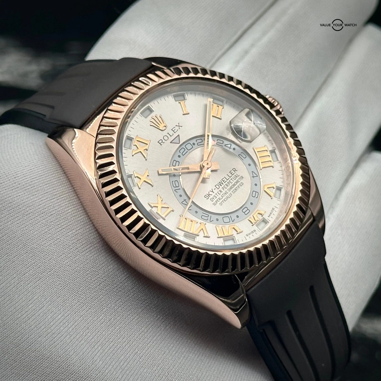 Rolex Sky-Dweller Rose Gold 326135 18K Rose Gold Sundust 42mm - Image 18