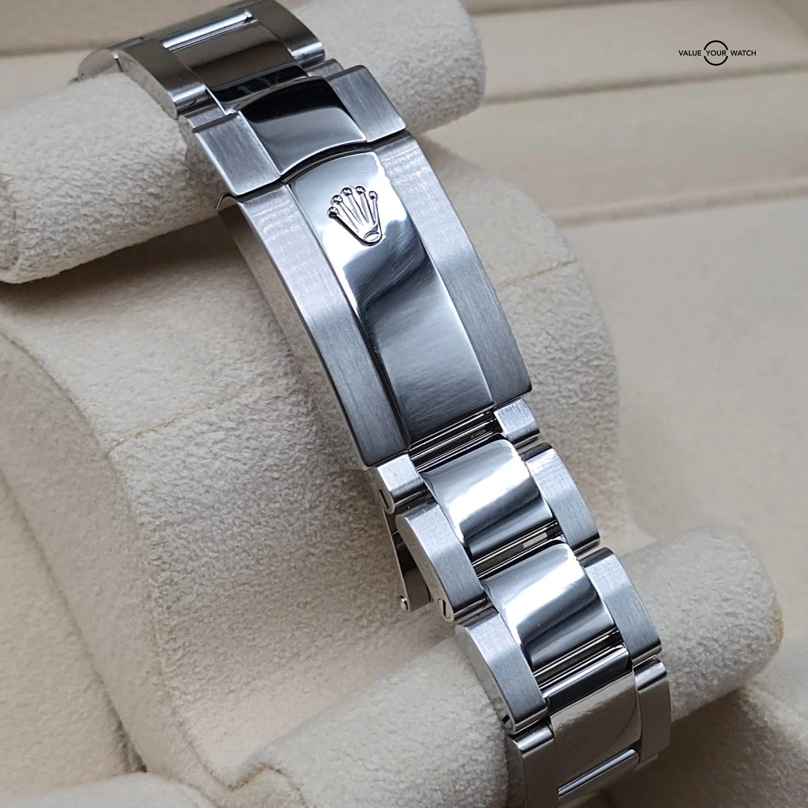 Rolex Datejust 41mm, steel with Silver dial on oyster bracelet. Full set 2023! - Image 3