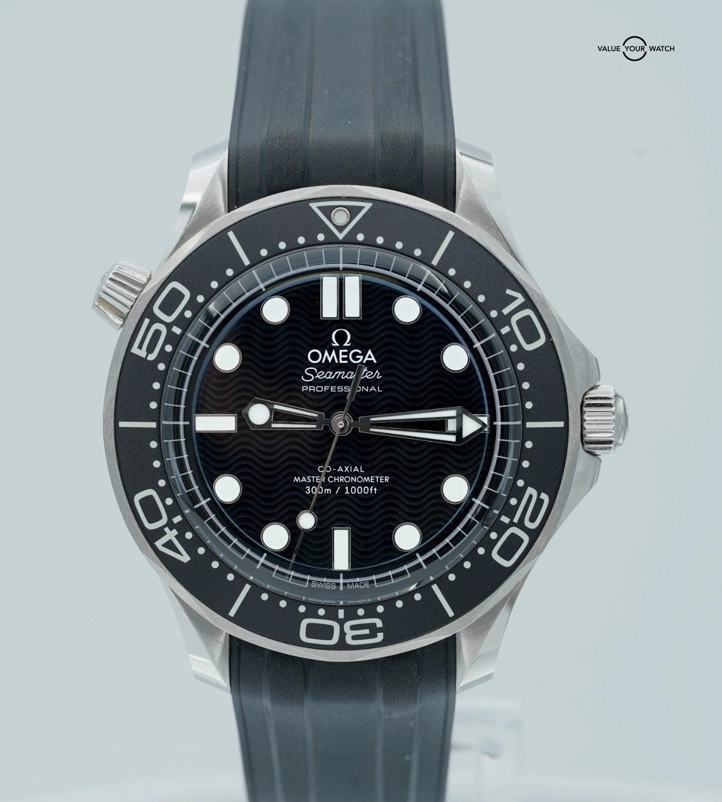 2025 Omega Seamaster Diver 300 M Black Dial 42mm 210.32.42.20.01.003 BOX/PAPERS!