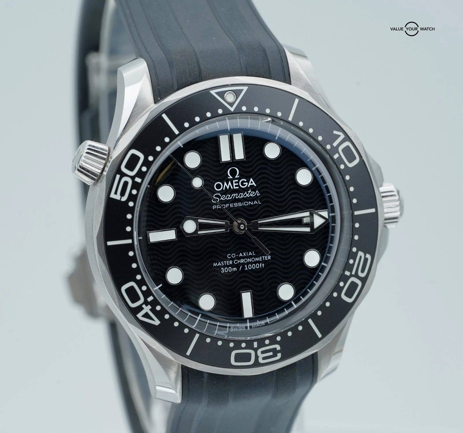 2025 Omega Seamaster Diver 300 M Black Dial 42mm 210.32.42.20.01.003 BOX/PAPERS! - Image 10