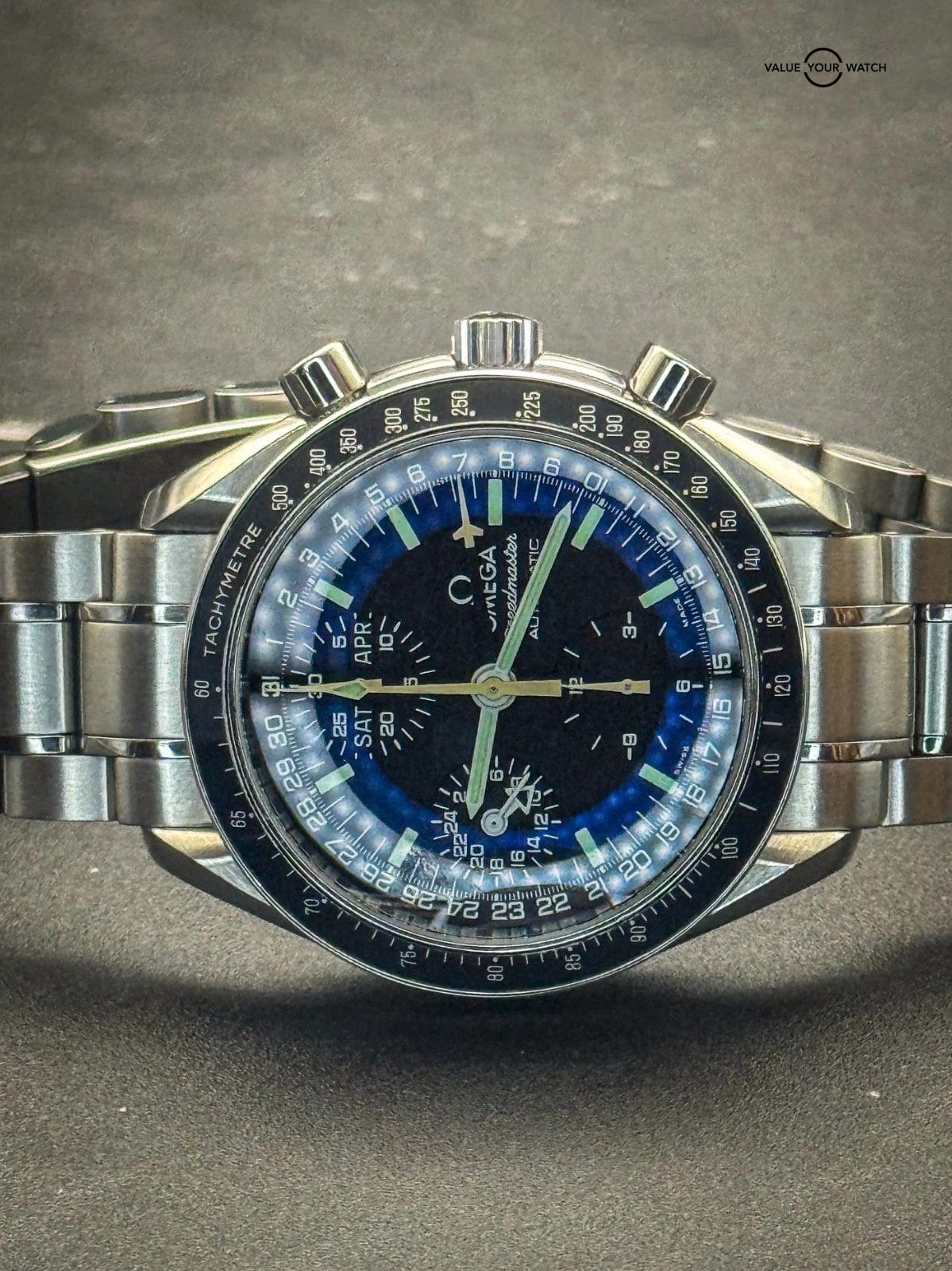 Omega Speedmaster Day-Date | Ref. 3520.50.00 | Black Dial | 39mm | Watch and Box - Image 4