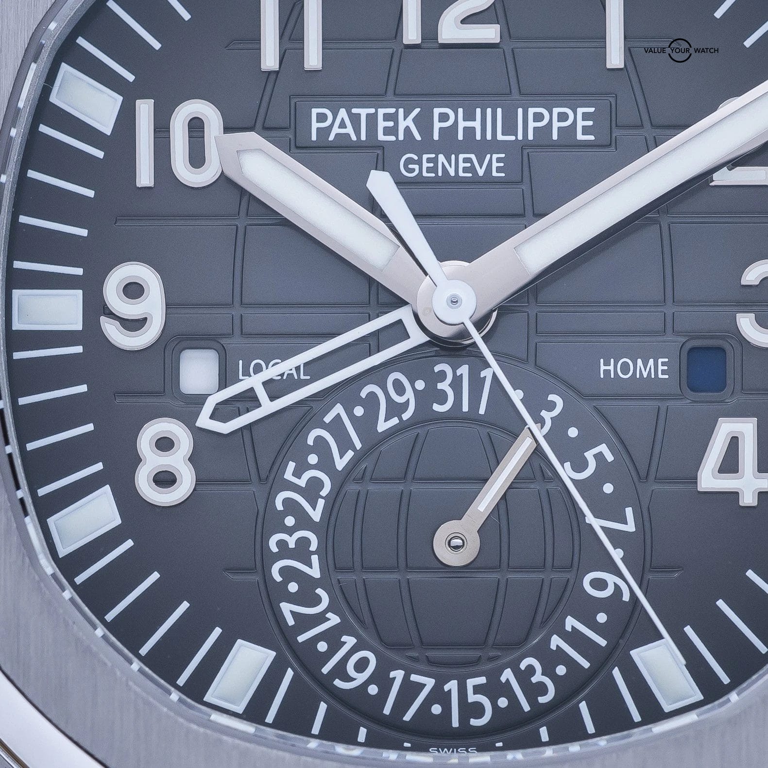 Patek Philippe Aquanaut Travel Time 5164A-001 - Complete Set w/ Uncut Strap - Image 4