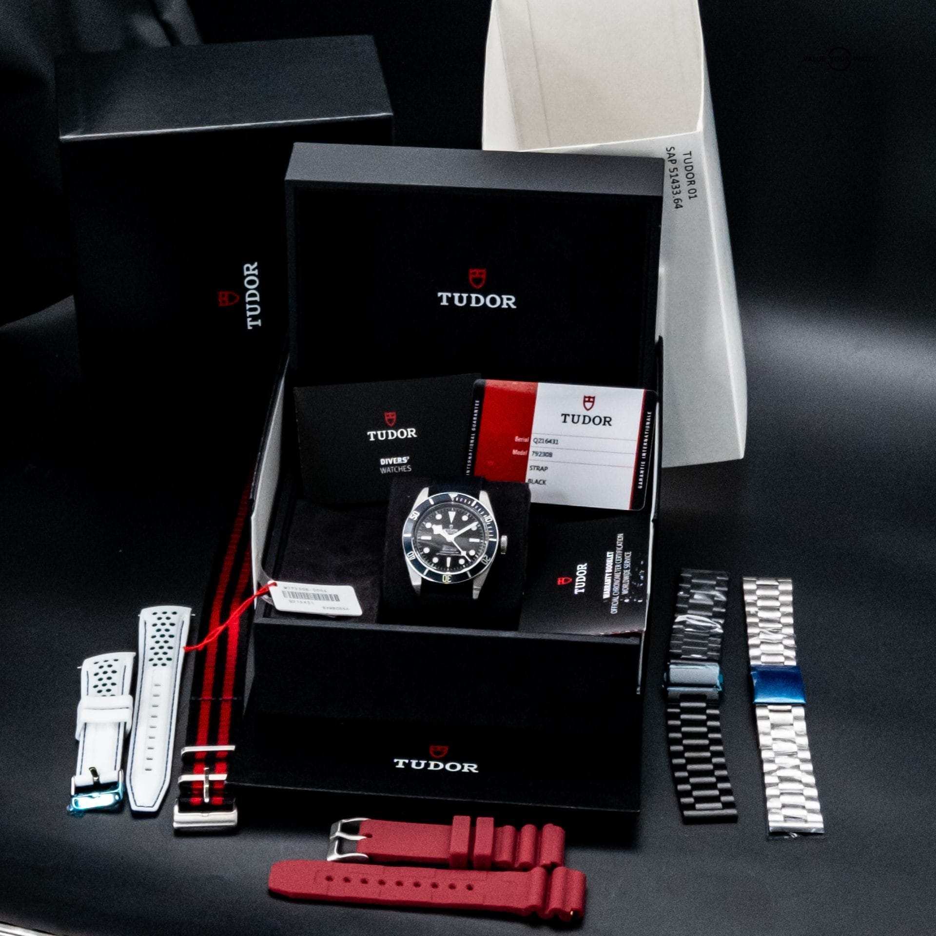 Tudor Black Bay Blue Bezel Steel 41mm Automatic Watch 79230B B+P, 5 Extra Straps - Image 2