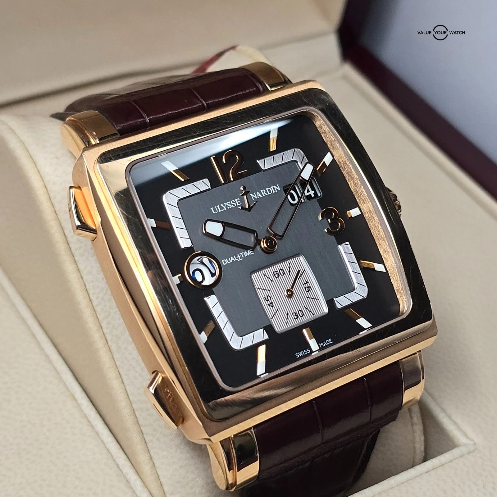 Ulysse Nardin Quadrato Dual Time in 42mm 18k rose gold! Full set Ref. 246-92 - Image 16