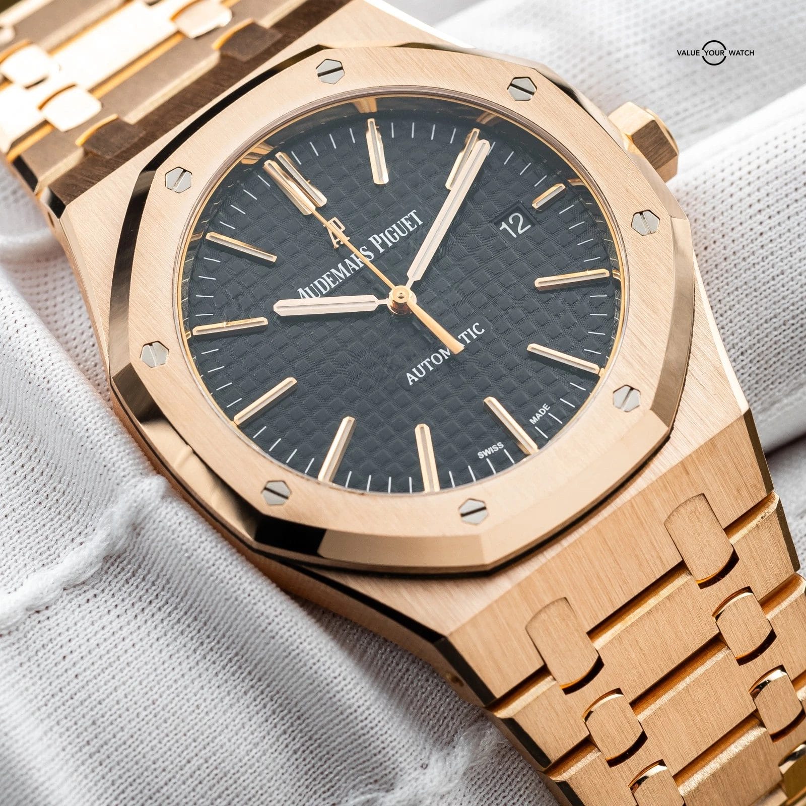 Audemars Piguet Royal Oak 41mm AP 15400OR Rose Gold Black Dial Full Set - Image 3