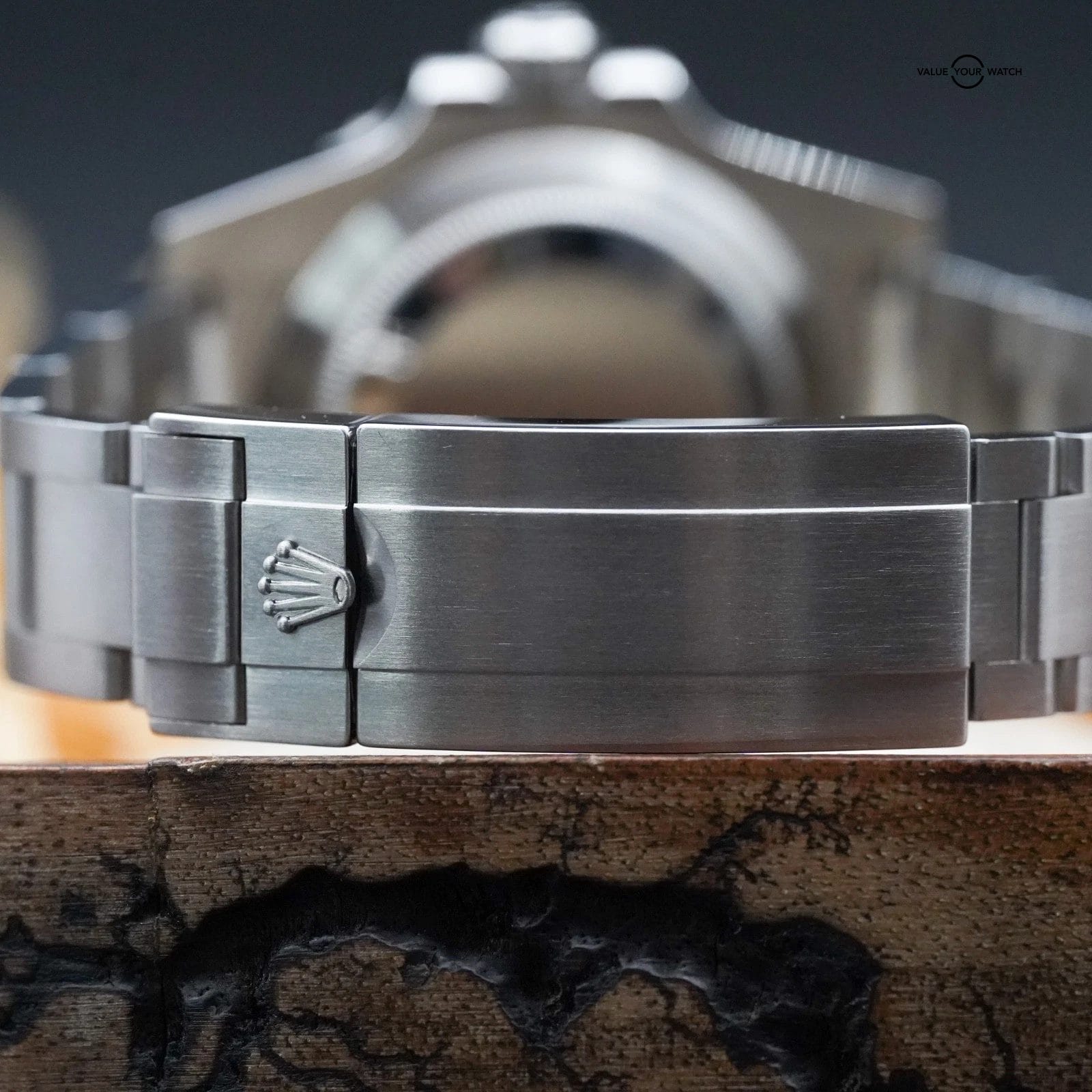 Rolex Submariner Date “Hulk” Green Dial Green Ceramic 116610LV Full Set - 2020 - Image 4