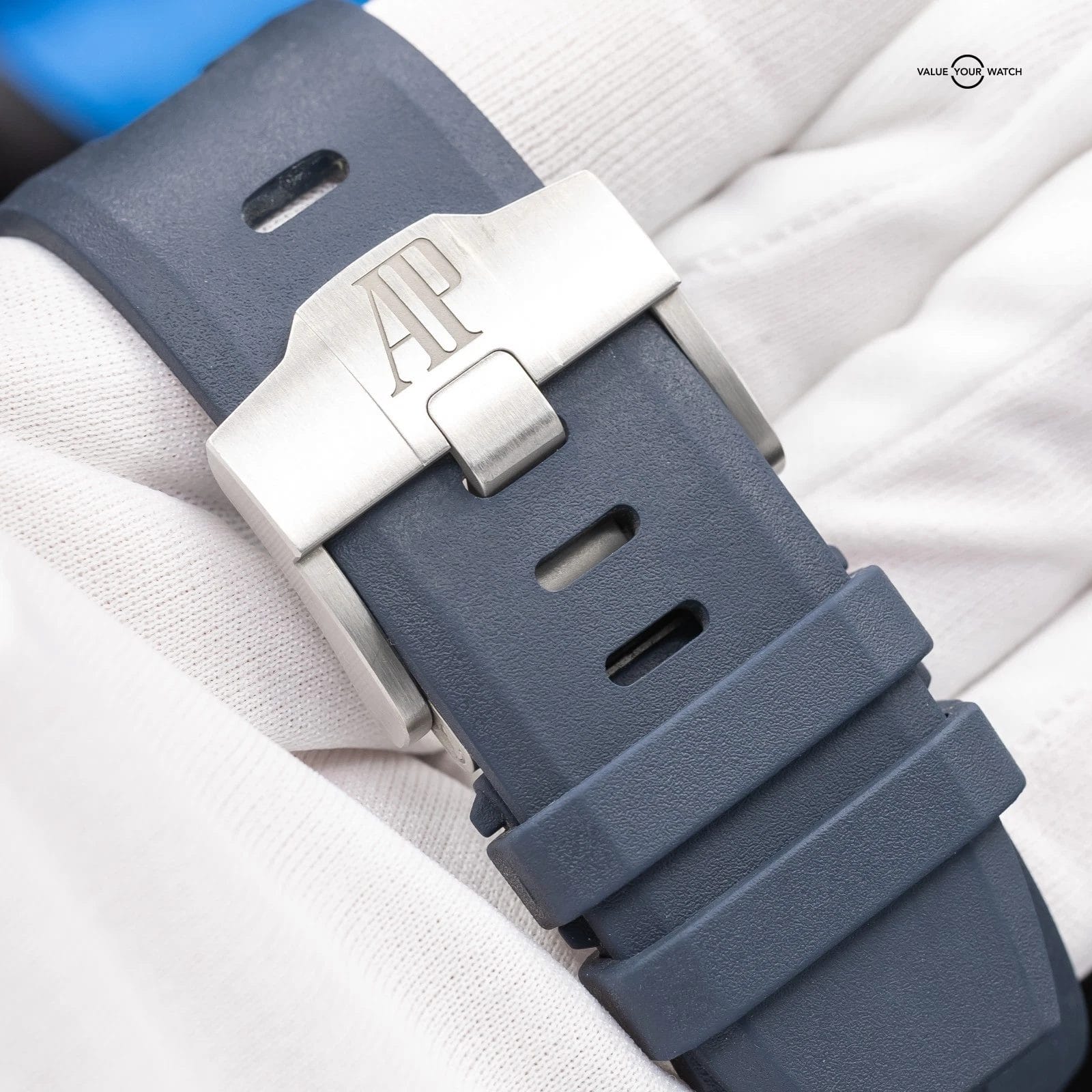 Audemars Piguet Royal Oak Offshore Diver Blue Men's Watch - 15720ST.OO.A027CA.01 - Image 4