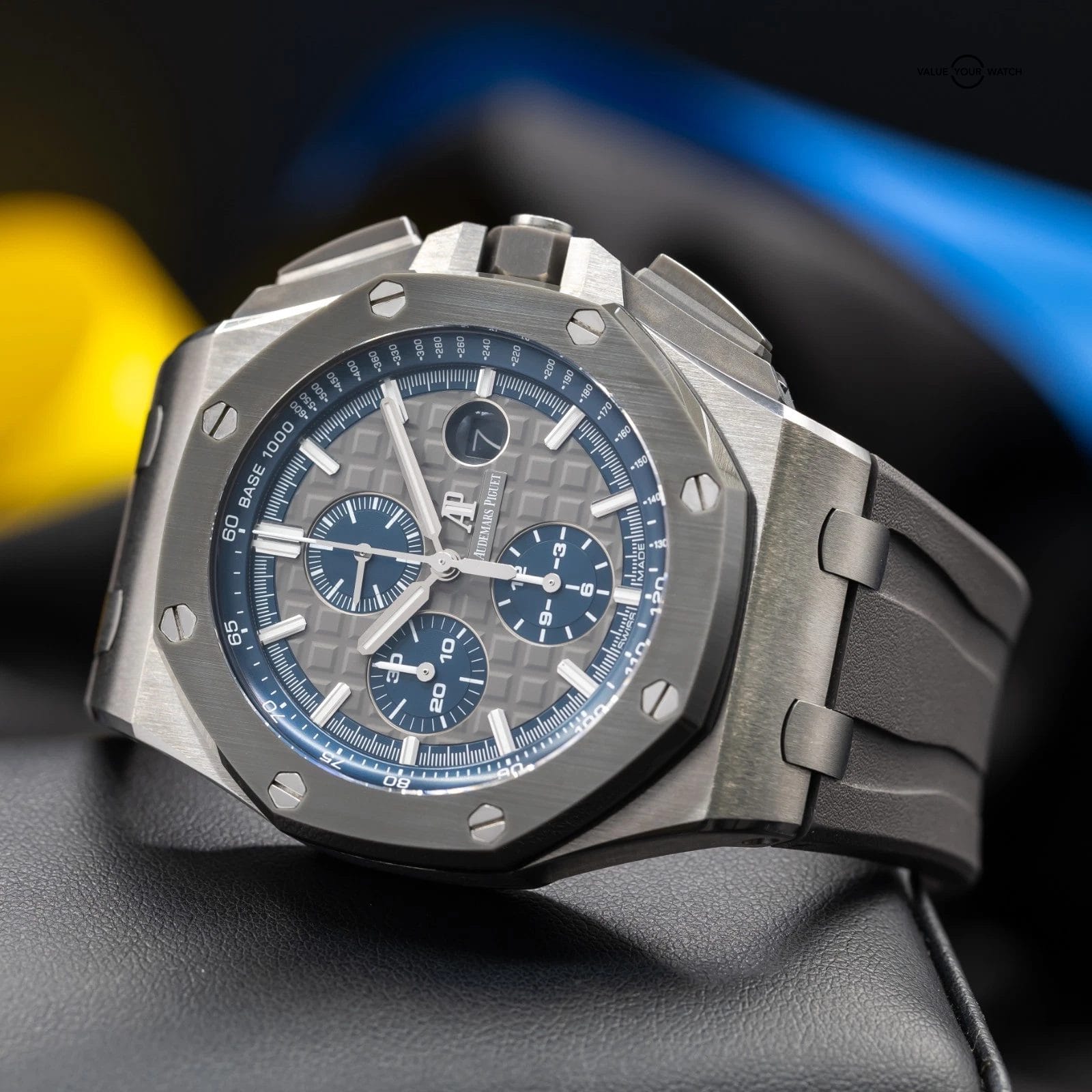 Audemars Piguet Royal Oak Offshore Gray Men's Watch - 26400IO.OO.A004CA.02 - Image 7
