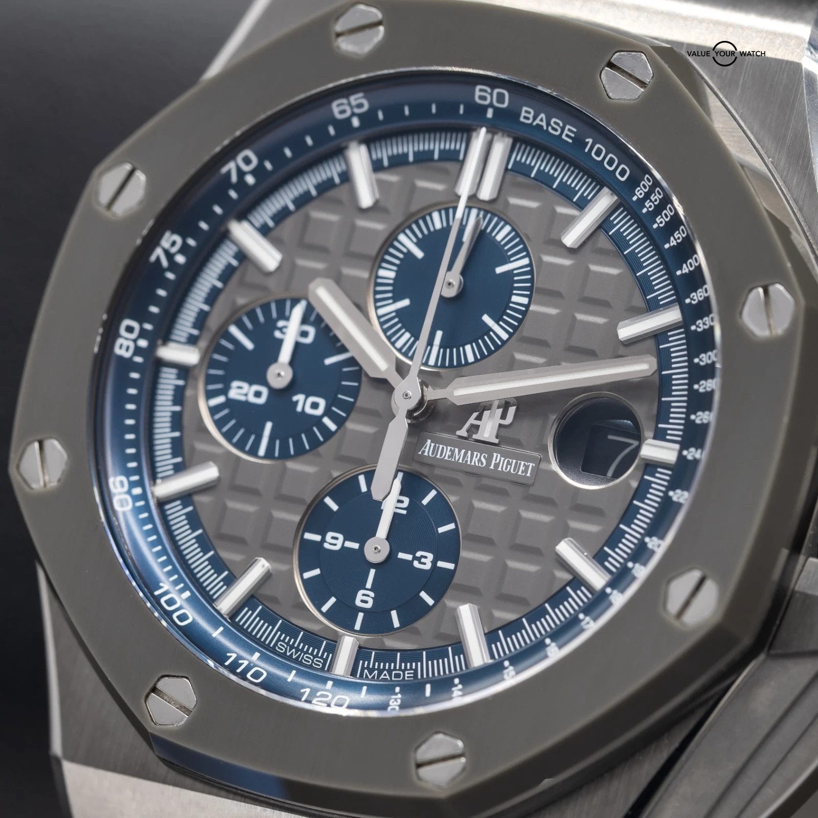 Audemars Piguet Royal Oak Offshore Gray Men's Watch - 26400IO.OO.A004CA.02 - Image 8