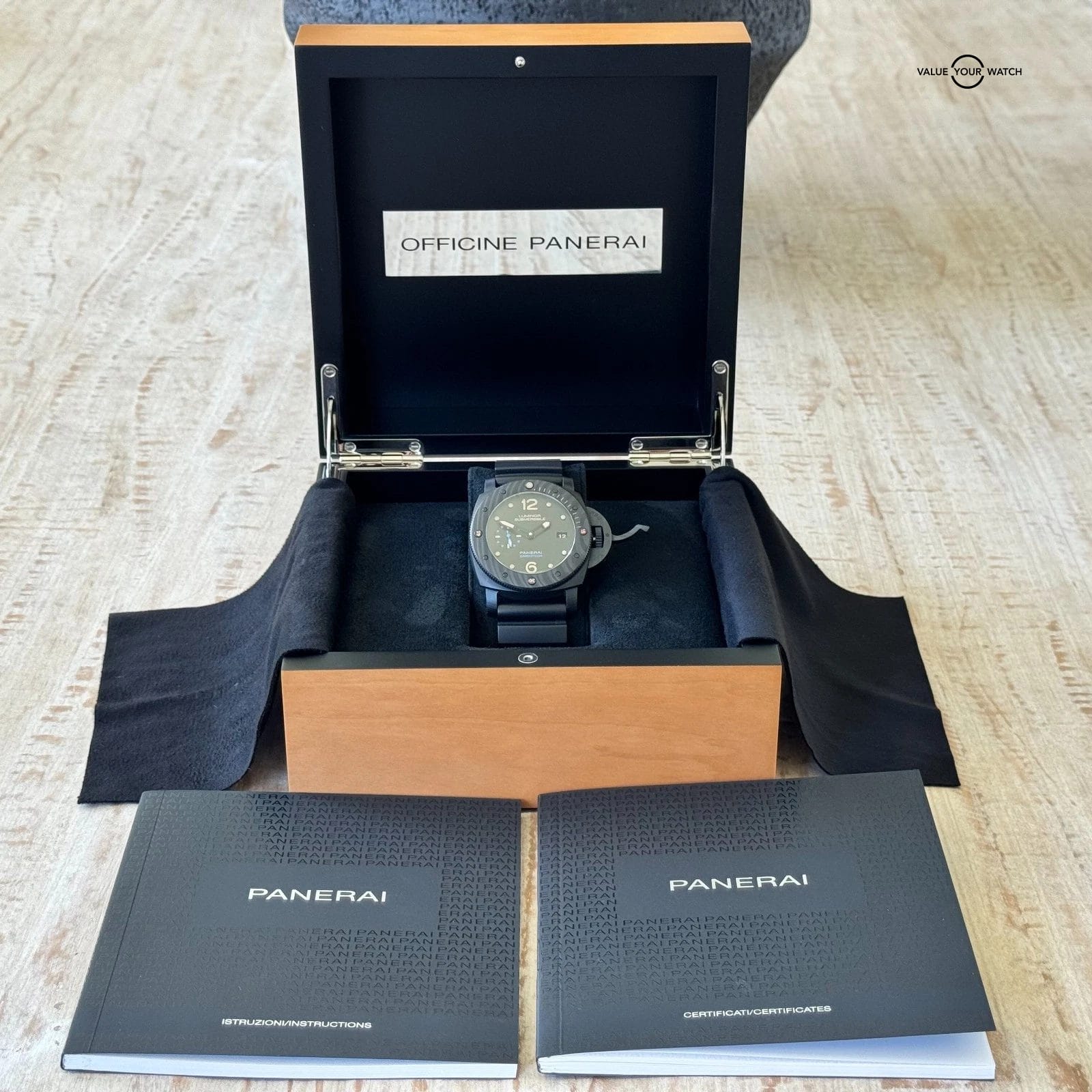 Panerai Luminor Submersible 1950 Carbotech - 47mm Automatic - Full Set -PAM00616 - Image 2