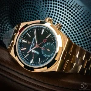 Vacheron Constantin Overseas Dual Time Green Dial Rose Gold 7920V Unworn BNIB