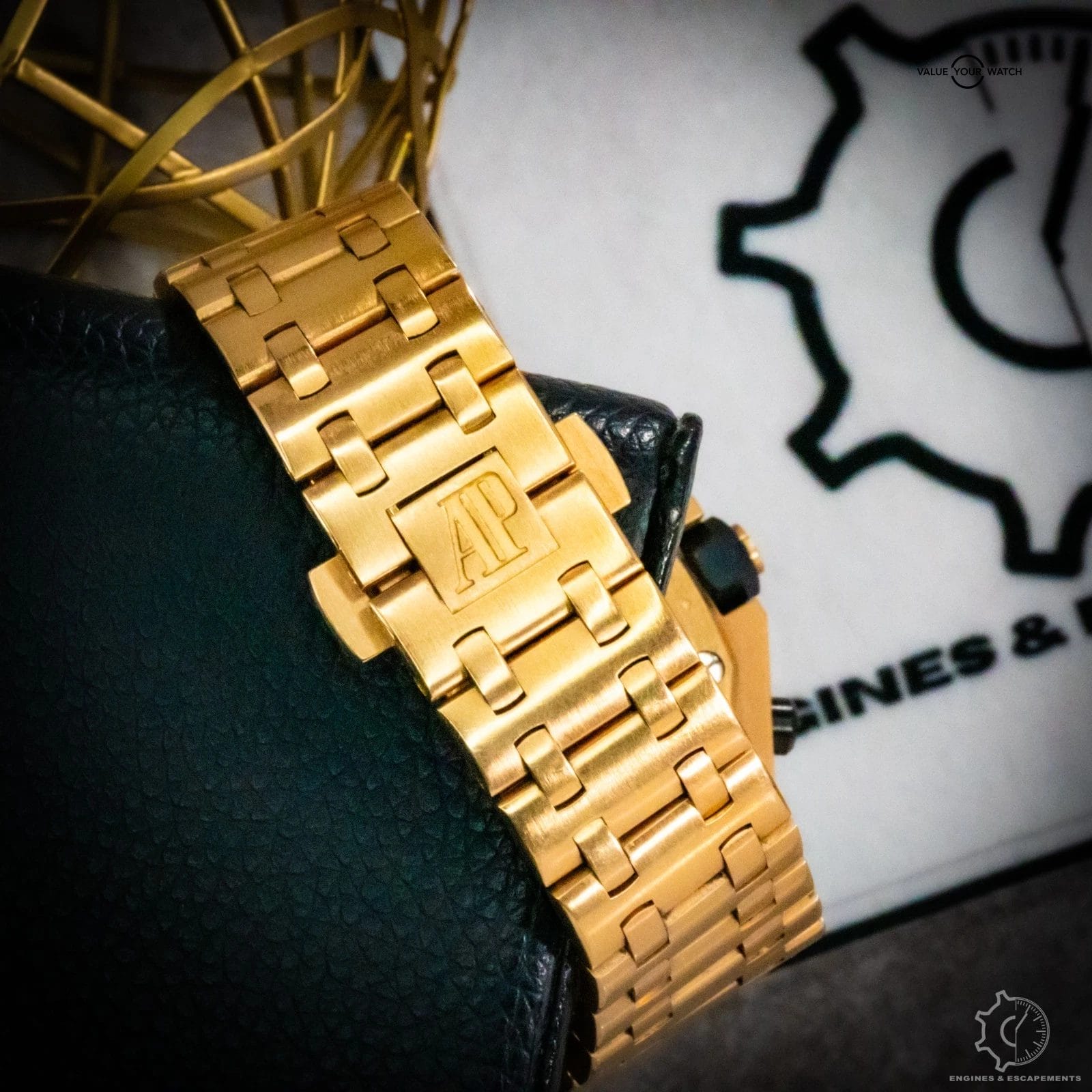 Audemars Piguet Royal Oak "Brick" Gold Dial 26470OR - 26470OR.OO.1000OR.01 - Image 12