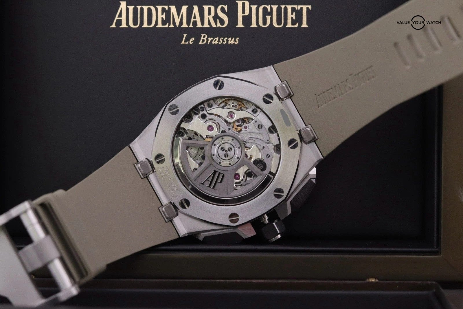 NEW Audemars Piguet Royal Oak Offshore Chrono Smoked Taupe 26420SO.OO.A600CA.01 - Image 2