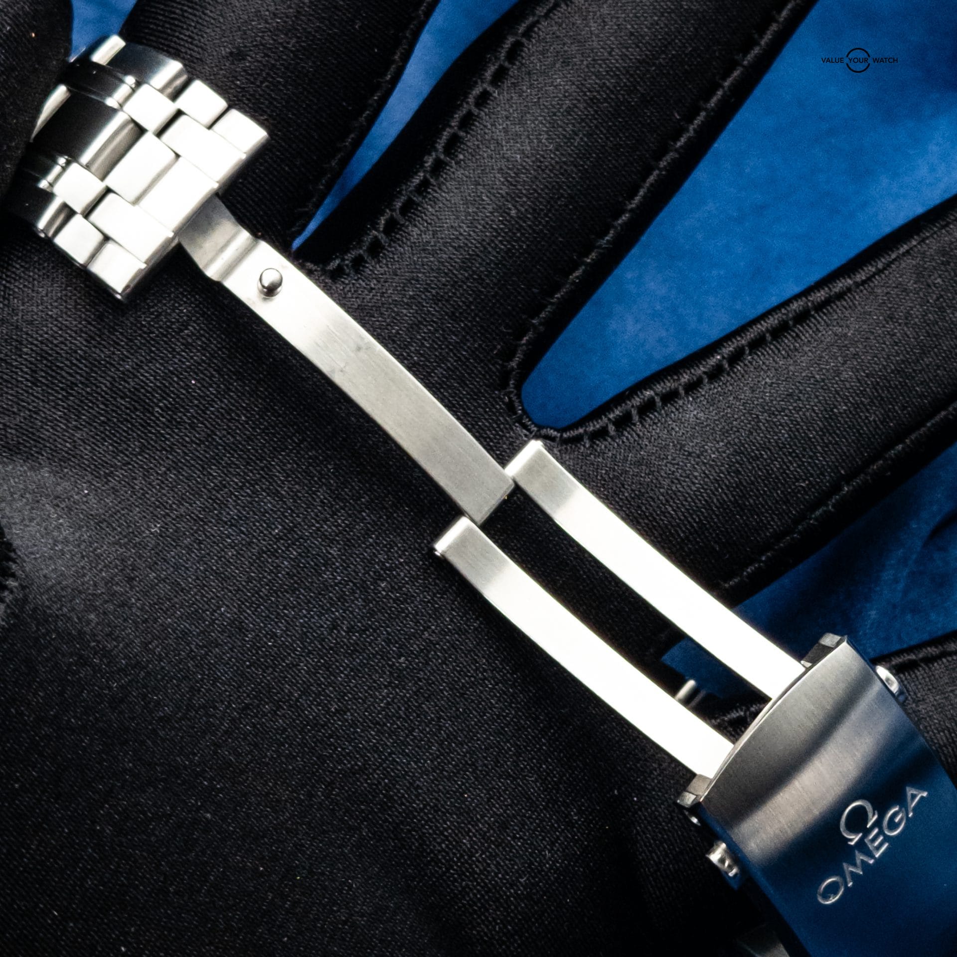 2023 OMEGA SEAMASTER DIVER PRO BLUE WAVE 210.30.42.20.03.001 AUTOMATIC CO AXIAL Warranty to 2028 - Image 10