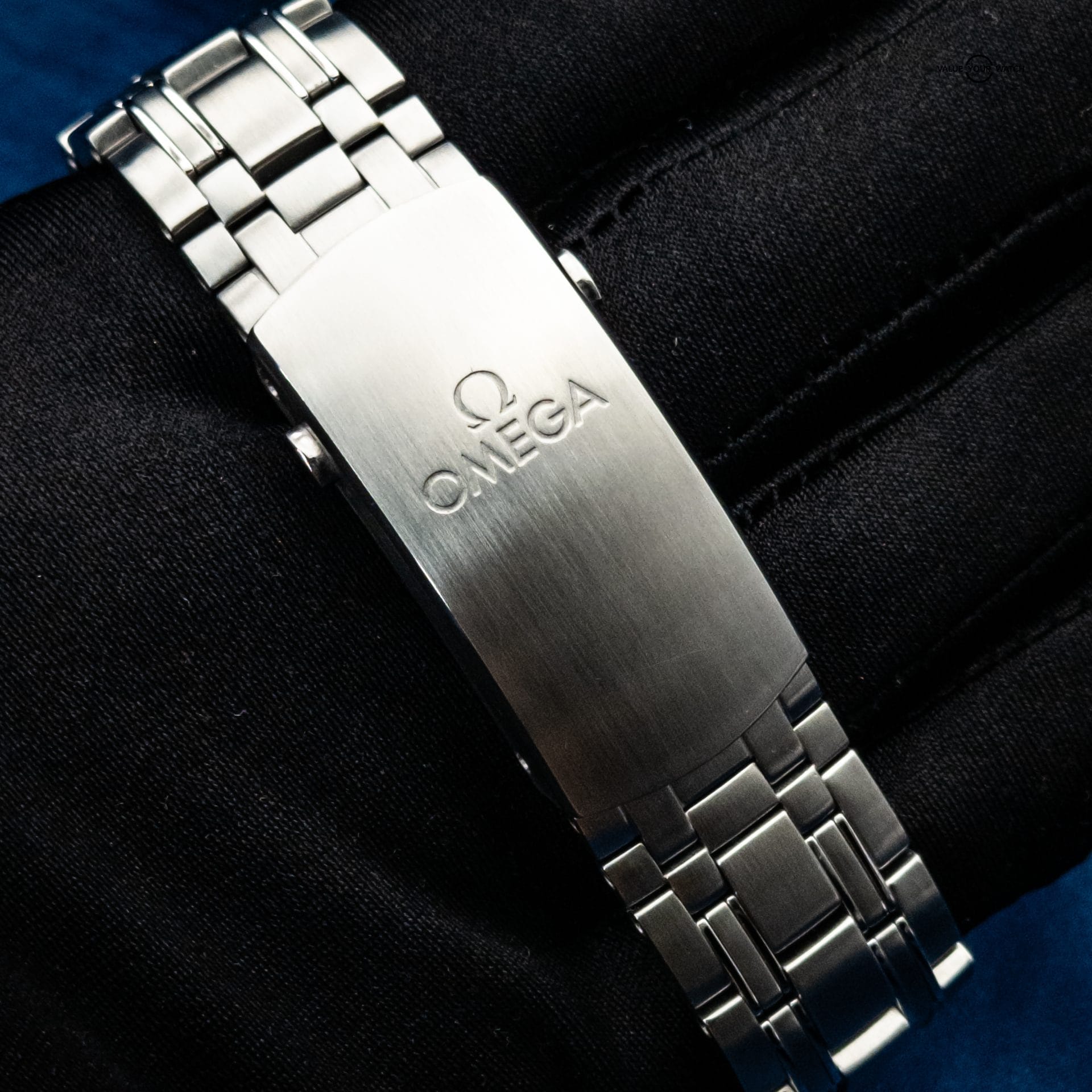 2023 OMEGA SEAMASTER DIVER PRO BLUE WAVE 210.30.42.20.03.001 AUTOMATIC CO AXIAL Warranty to 2028 - Image 9