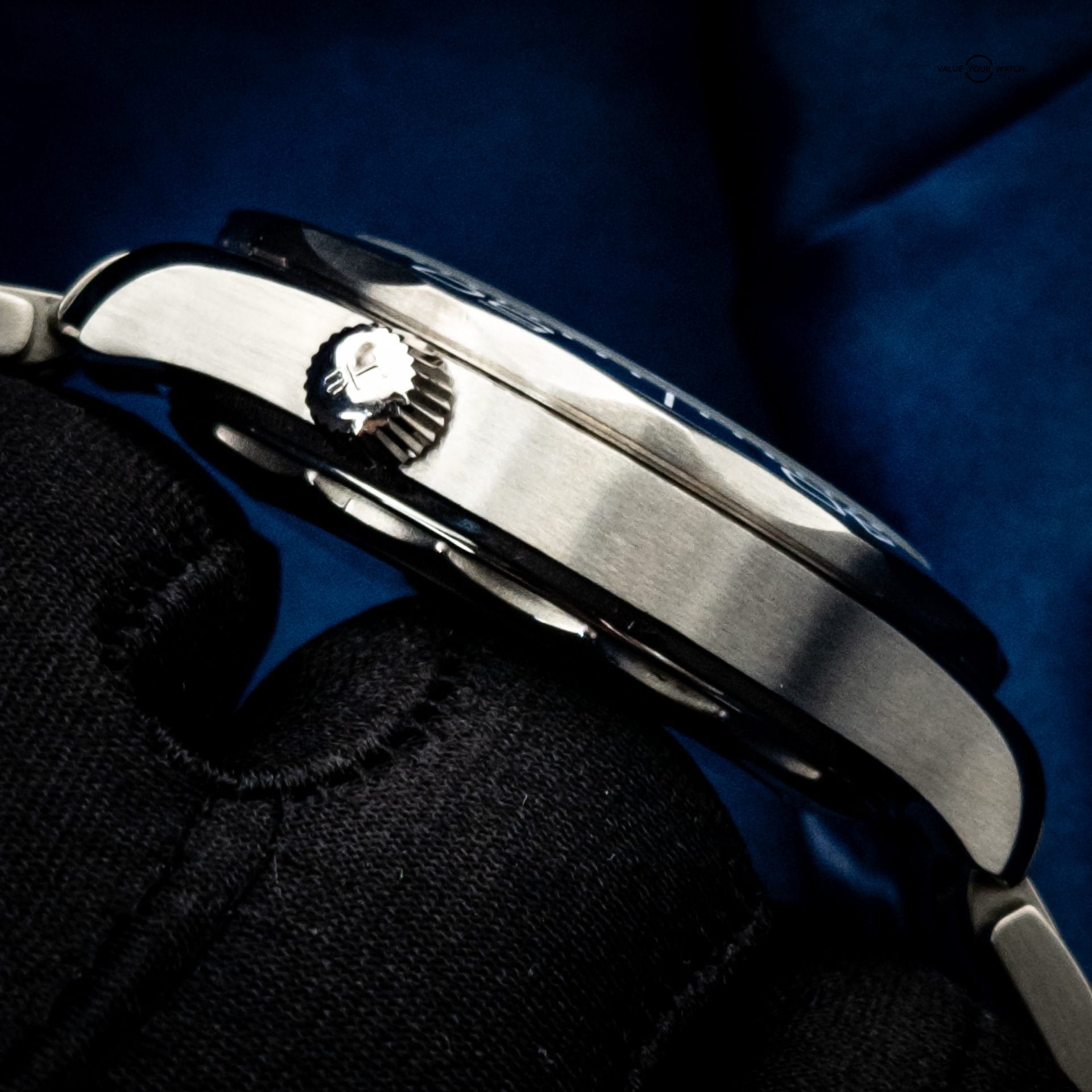 2023 OMEGA SEAMASTER DIVER PRO BLUE WAVE 210.30.42.20.03.001 AUTOMATIC CO AXIAL Warranty to 2028 - Image 5