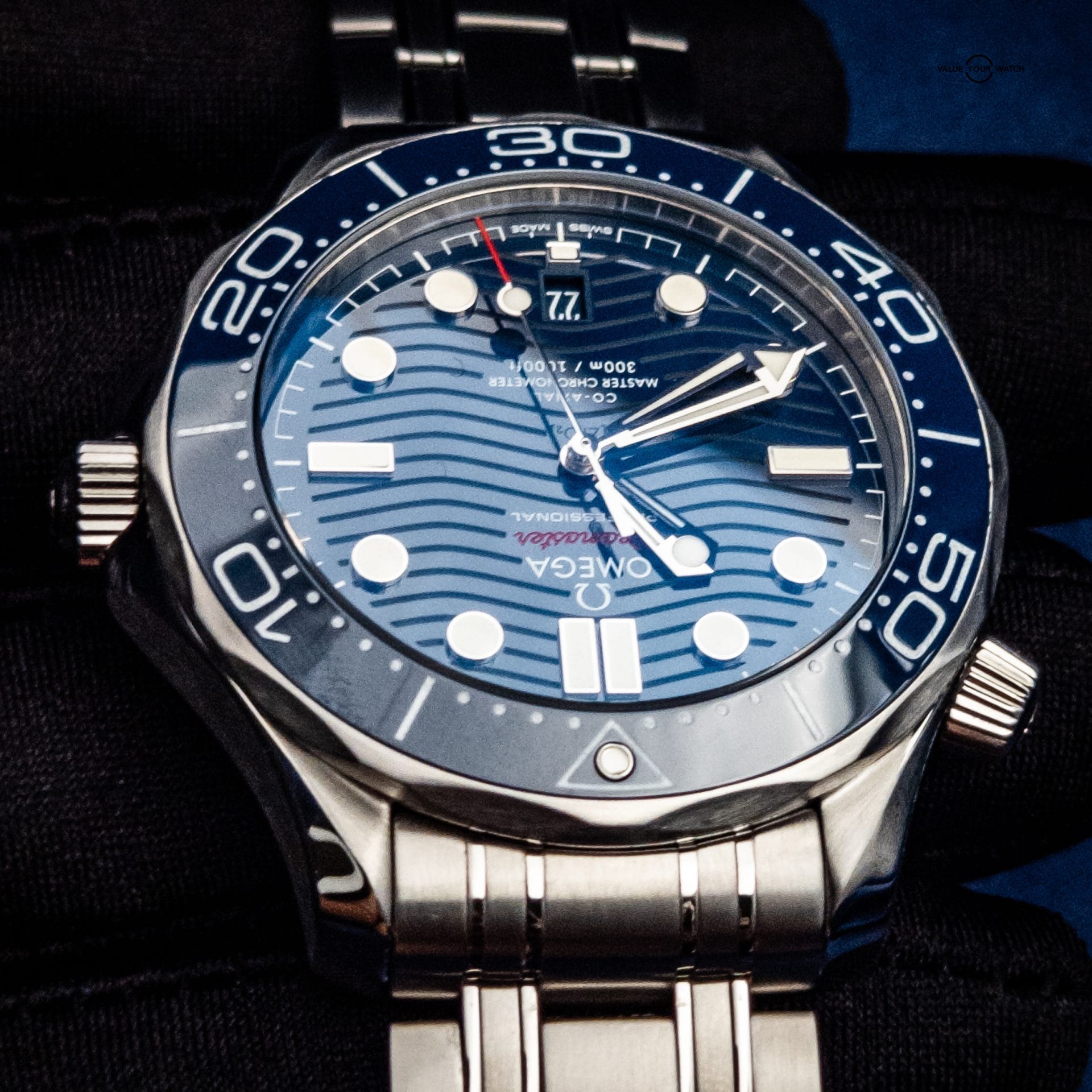 2023 OMEGA SEAMASTER DIVER PRO BLUE WAVE 210.30.42.20.03.001 AUTOMATIC CO AXIAL Warranty to 2028 - Image 3
