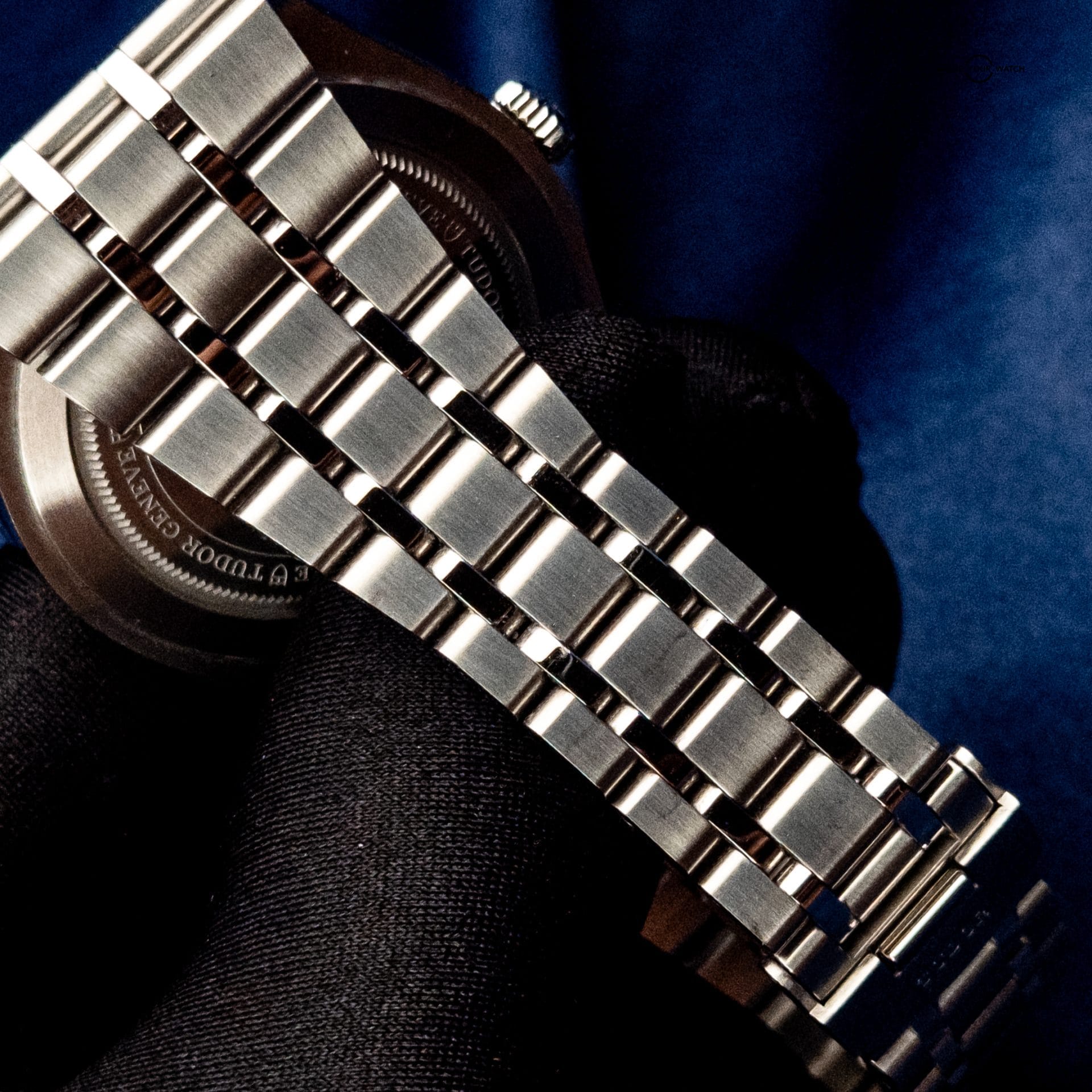 2025 Tudor Royal 41mm Black Dial Stainless Steel M28600 Warranty until 2030 - Image 10