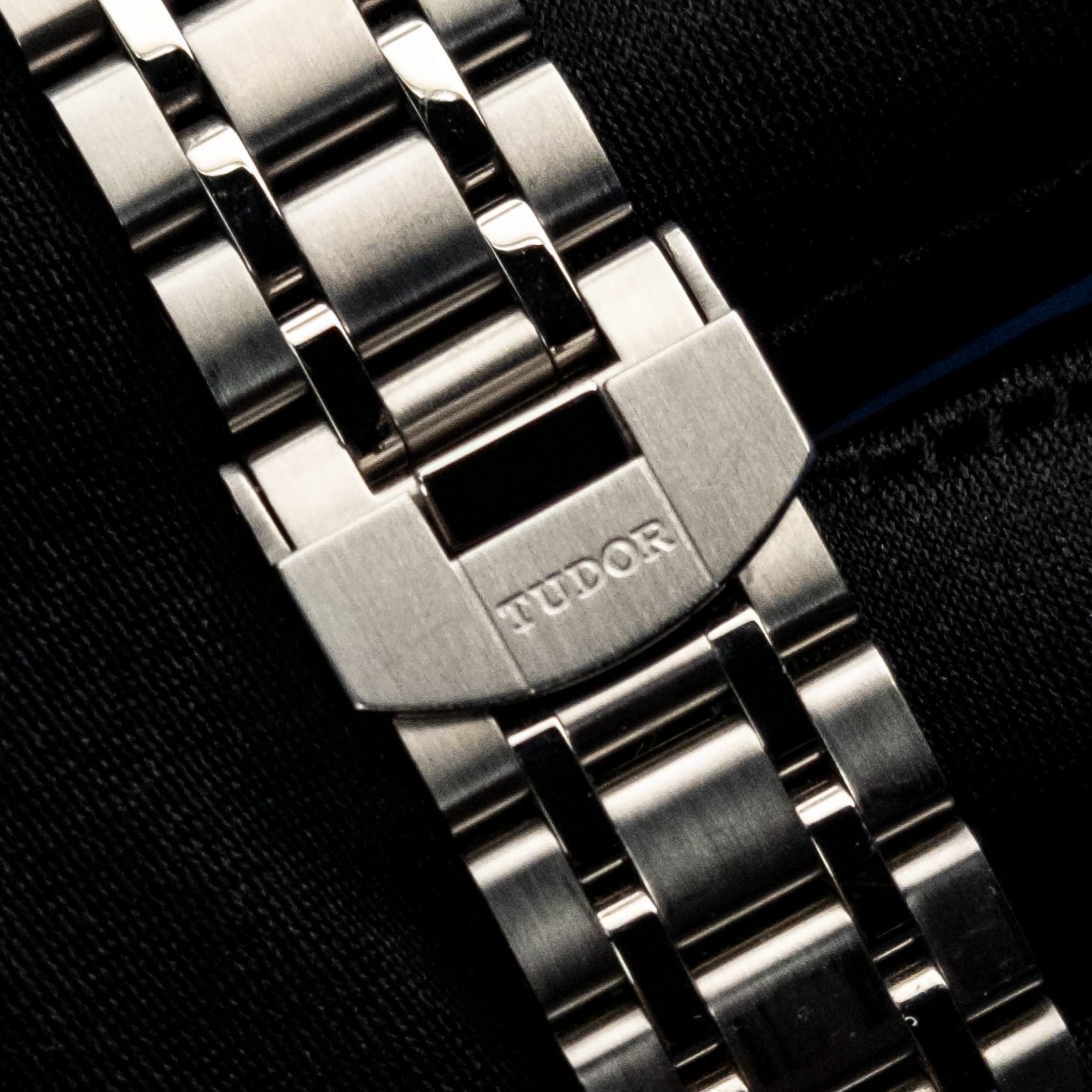 2025 Tudor Royal 41mm Black Dial Stainless Steel M28600 Warranty until 2030 - Image 8