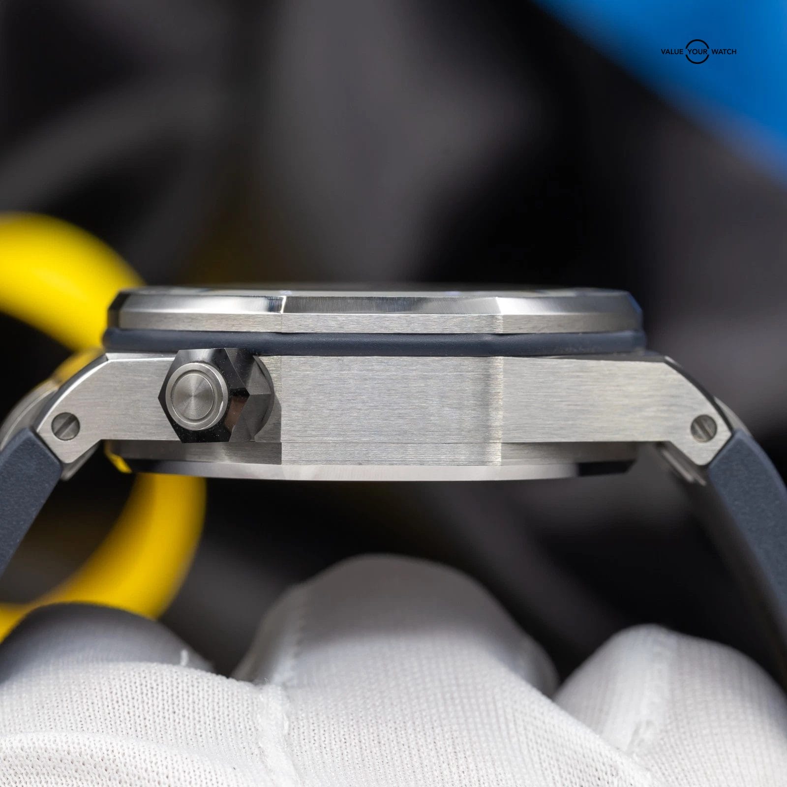 Audemars Piguet Royal Oak Offshore Diver Blue Men's Watch - 15720ST.OO.A027CA.01 - Image 6