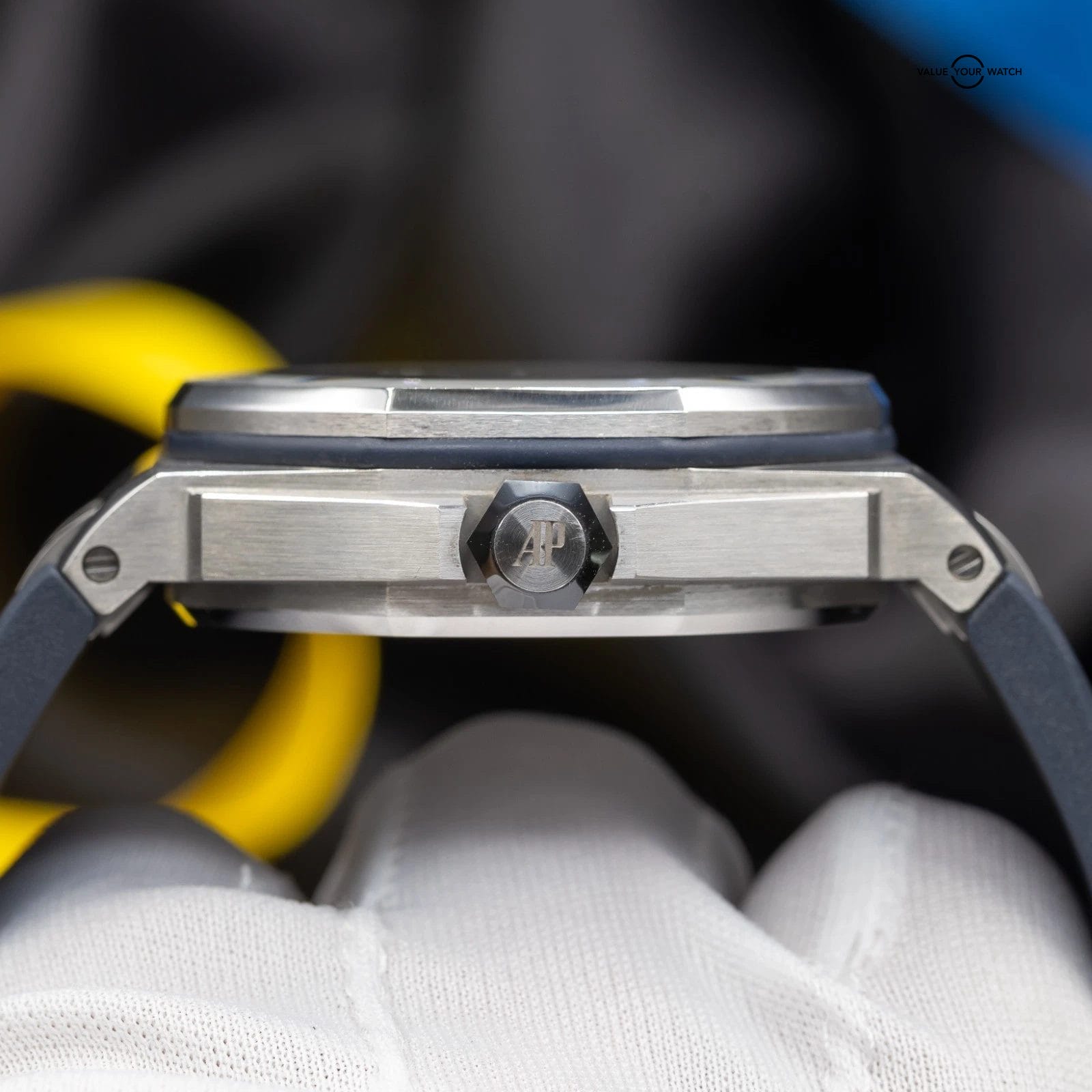 Audemars Piguet Royal Oak Offshore Diver Blue Men's Watch - 15720ST.OO.A027CA.01 - Image 7